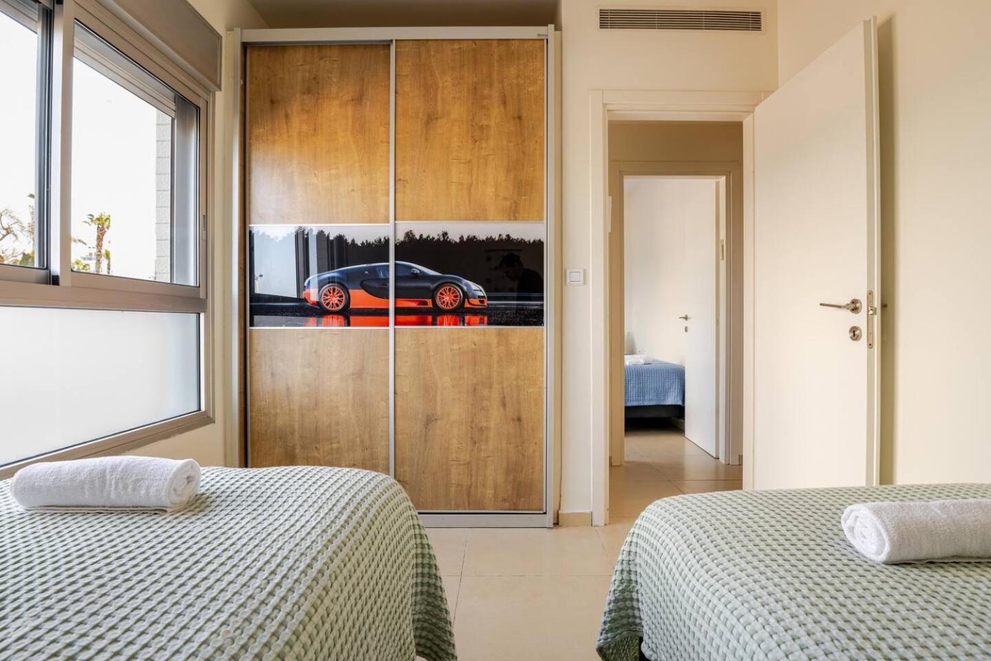 GW002 MAMAD Gugel Waves Amazing Seaview & Garden Family Apartments