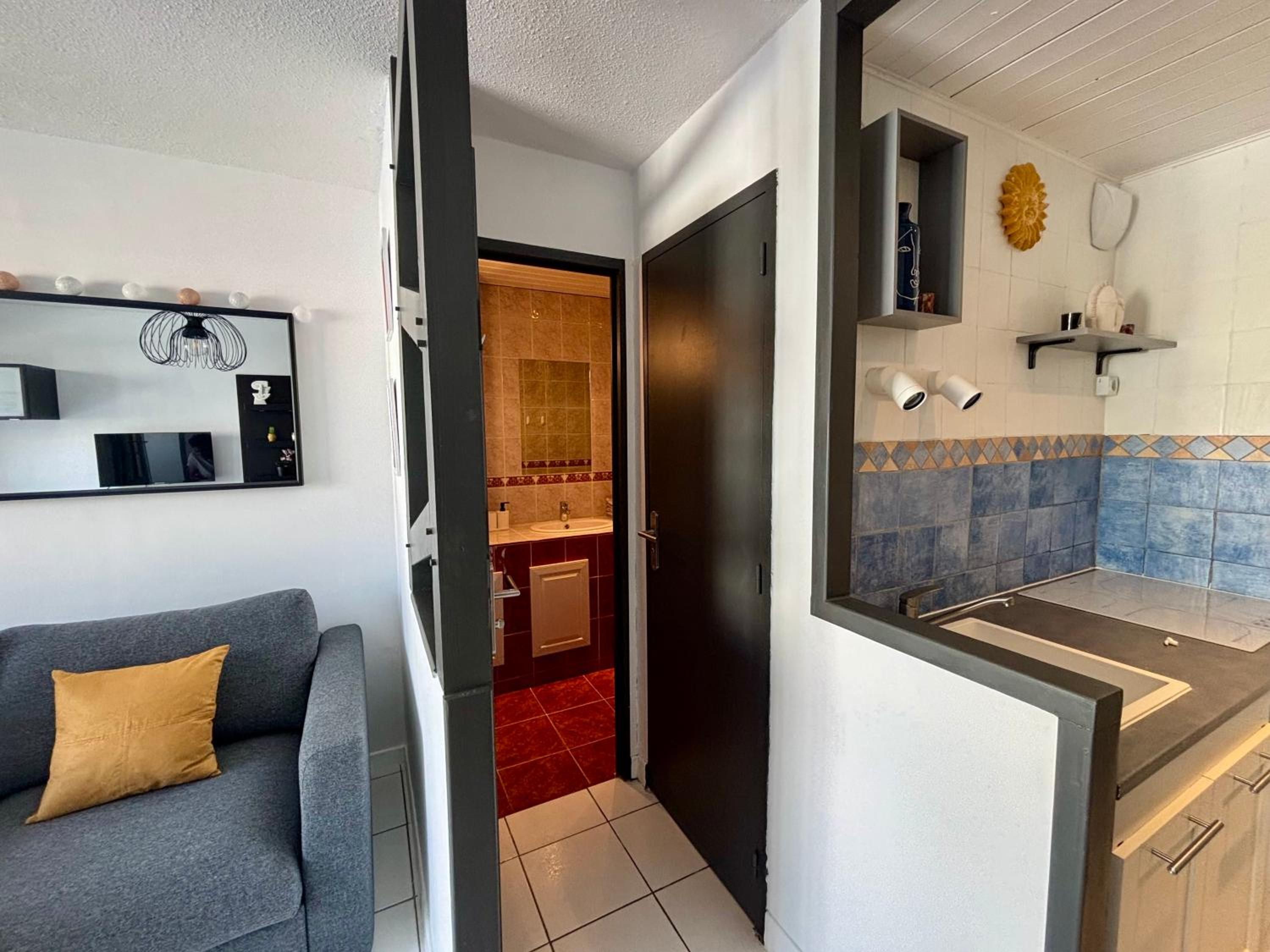 L'Azur, T2 - Parking gratuit - Central - confort Cosy