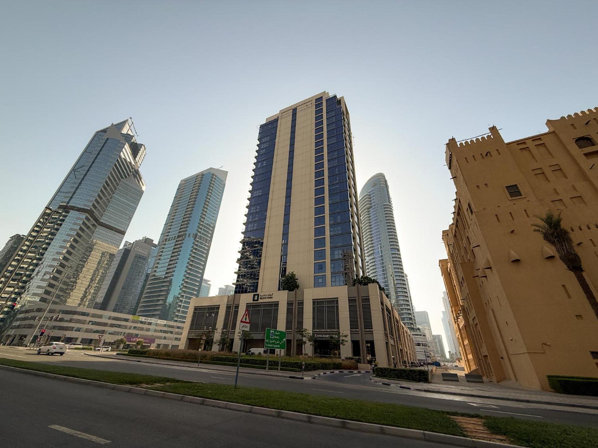 Luxury 2bdr apartment with Burj views & resort amenities