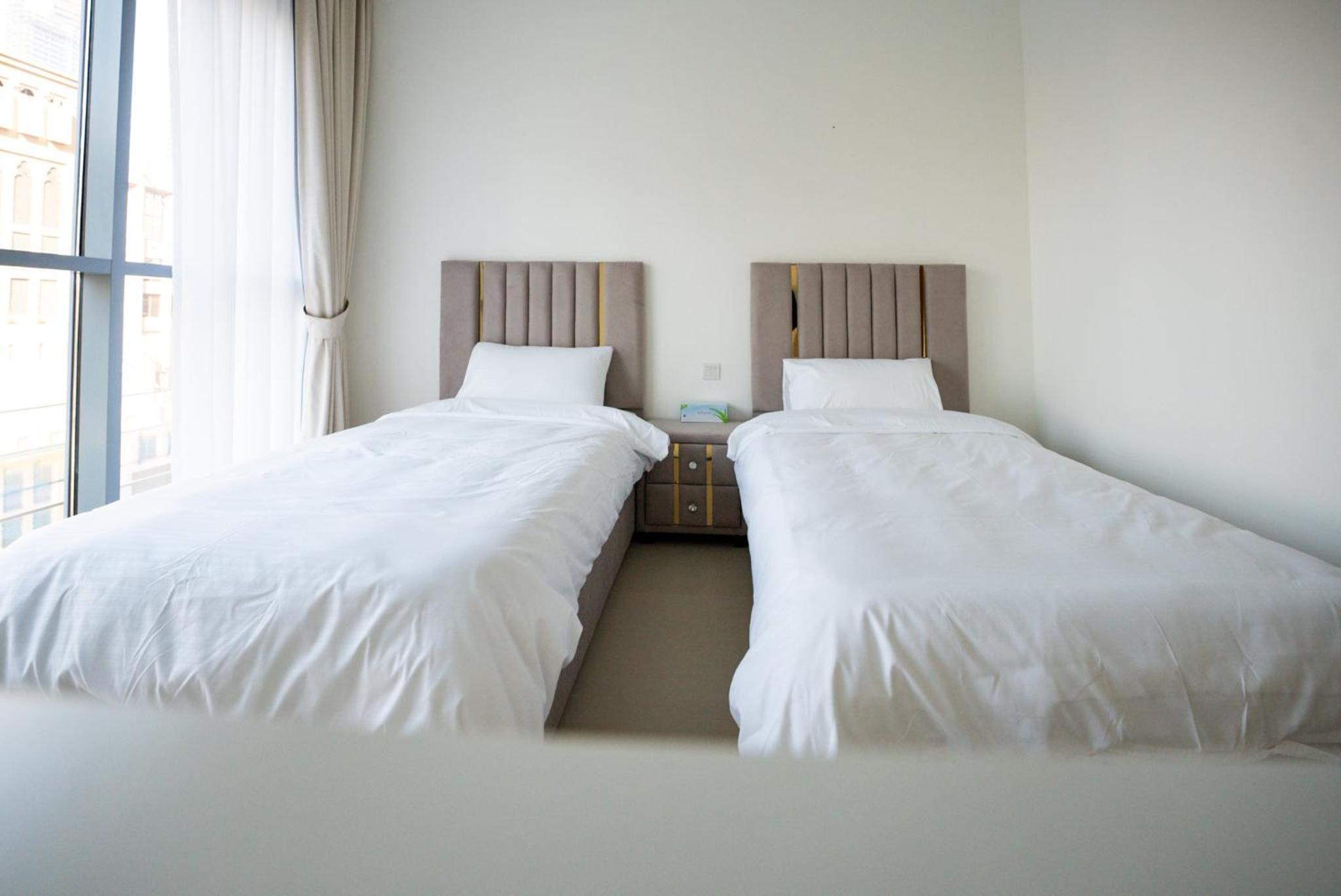Luxury 2bdr apartment with Burj views & resort amenities