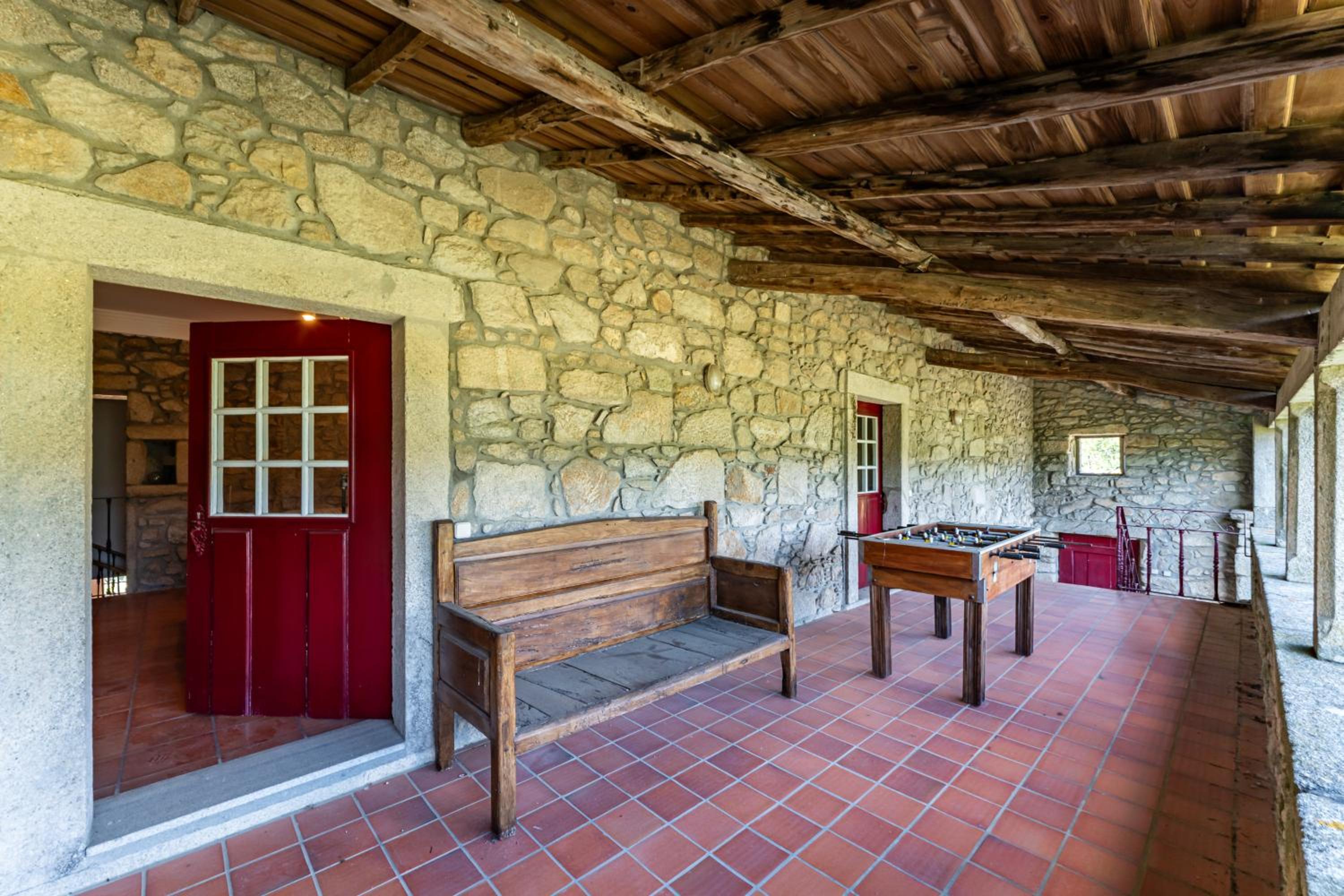Casa das Pintoras Garden and Pool