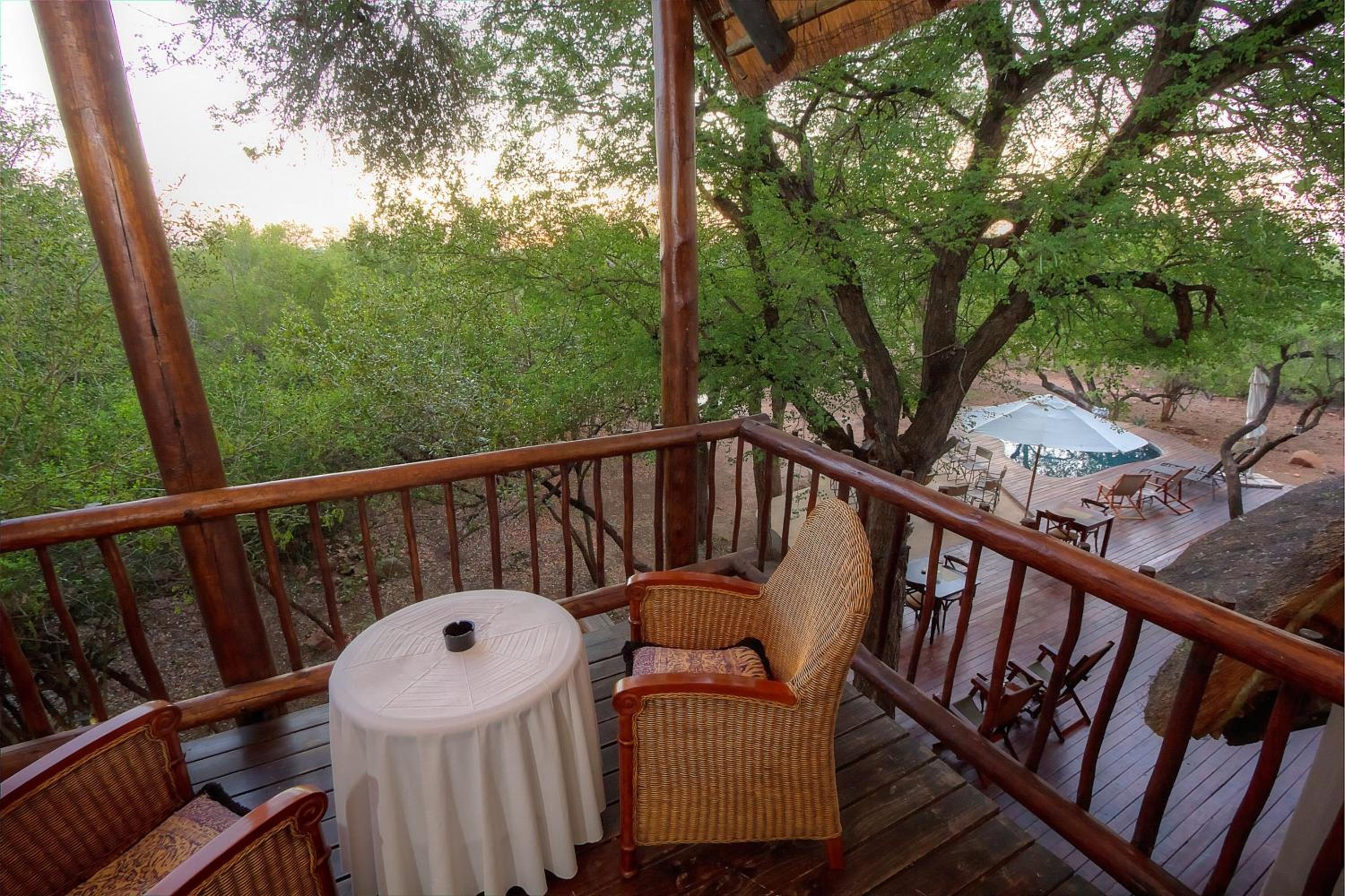 Mvuradona Safari Lodge