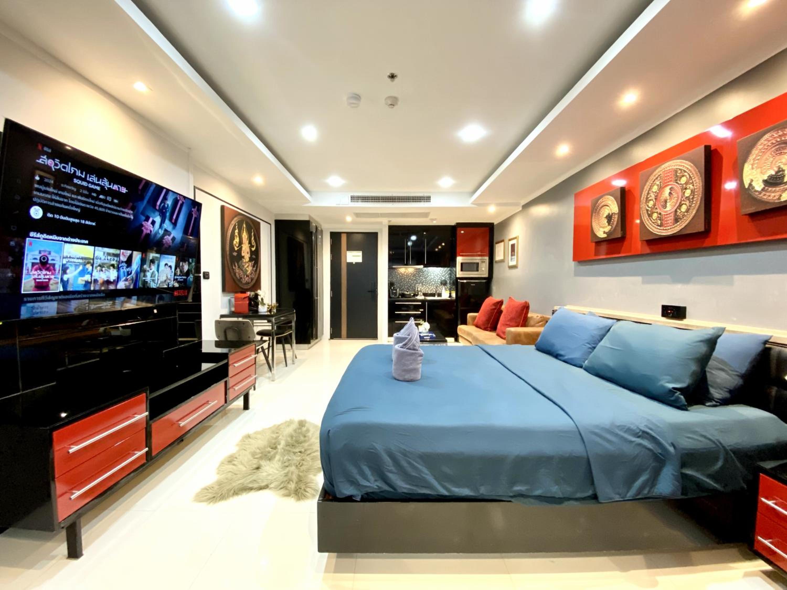 Patong - Studio Condo - Absolute Bangla Unit
