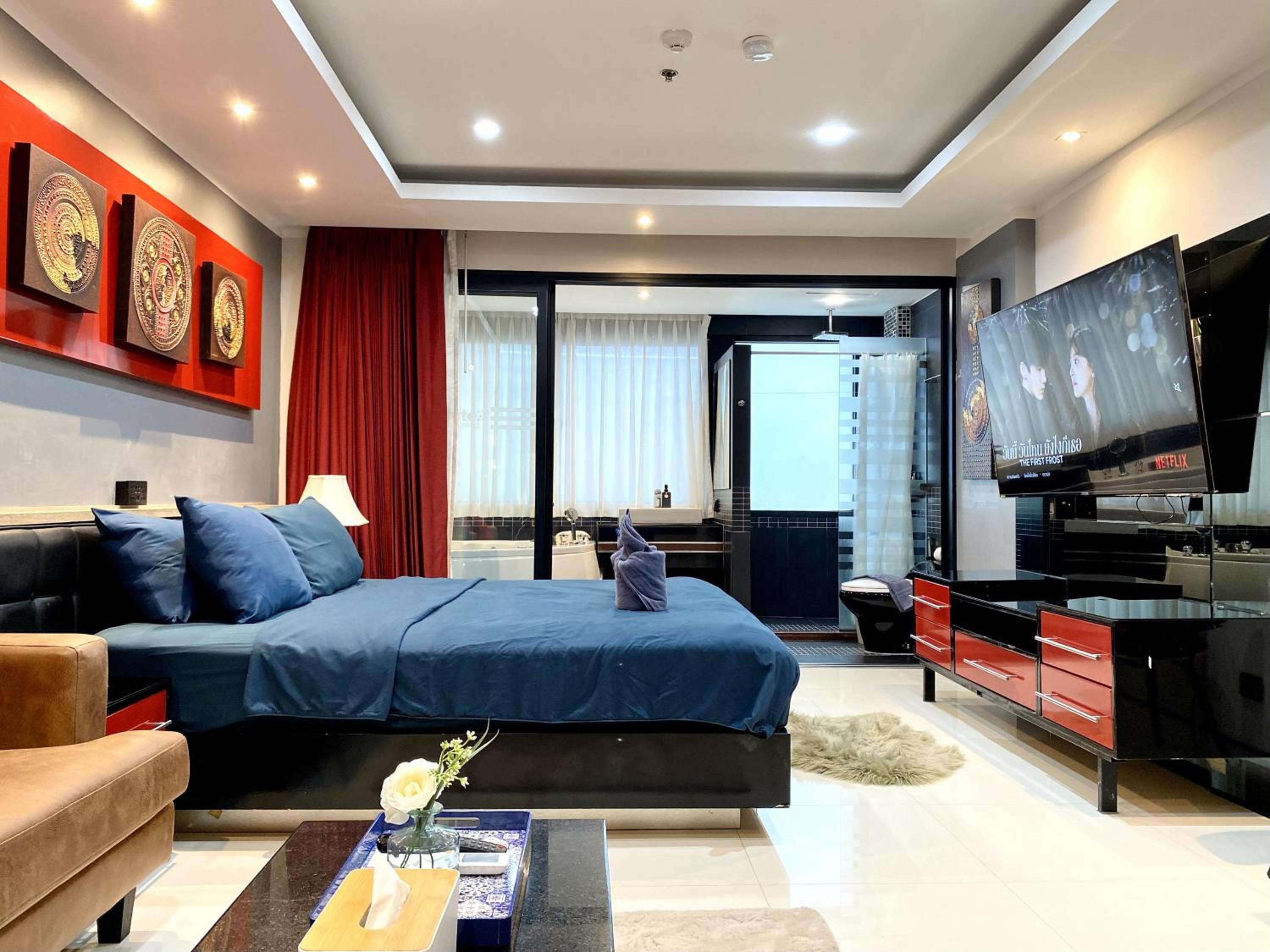 Patong - Studio Condo - Absolute Bangla Unit