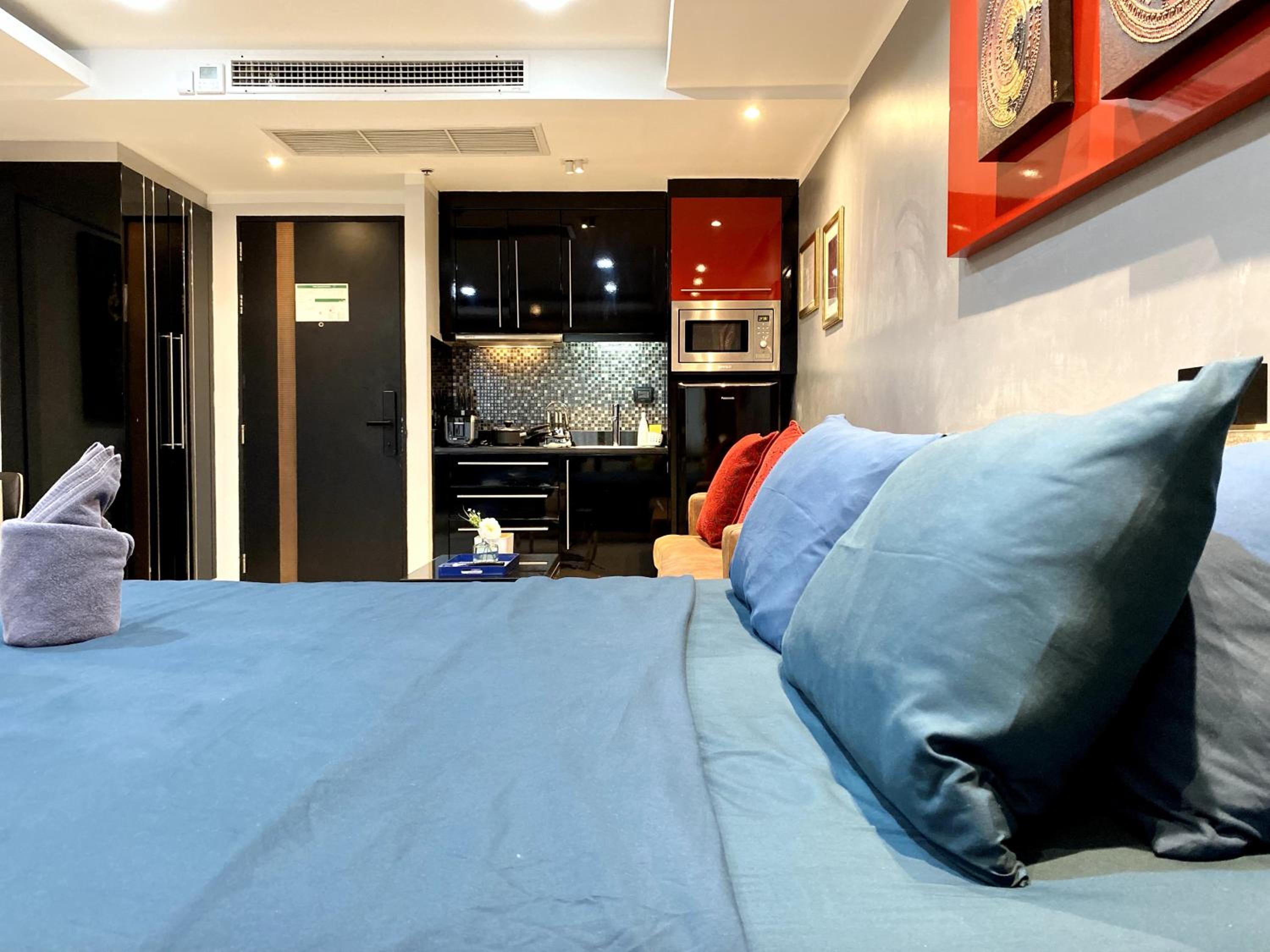 Patong - Studio Condo - Absolute Bangla Unit