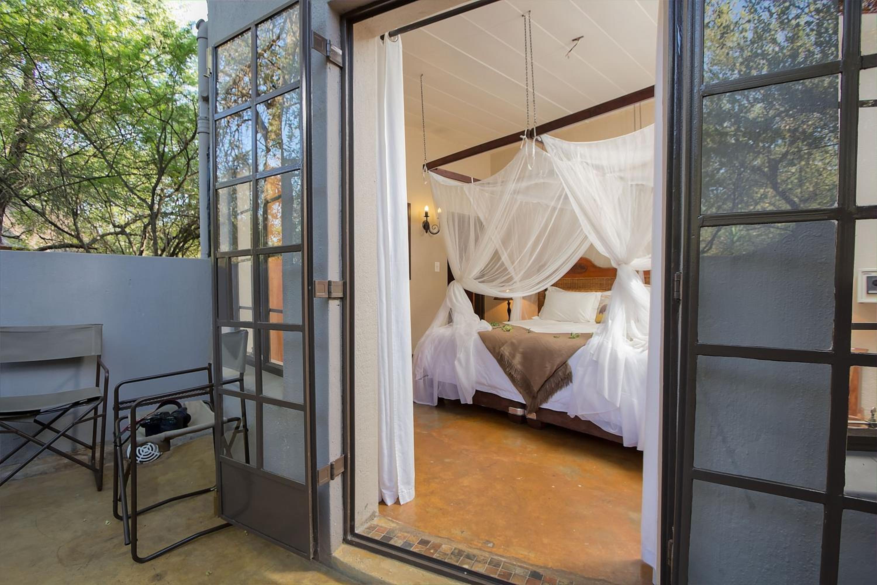 Mvuradona Safari Lodge