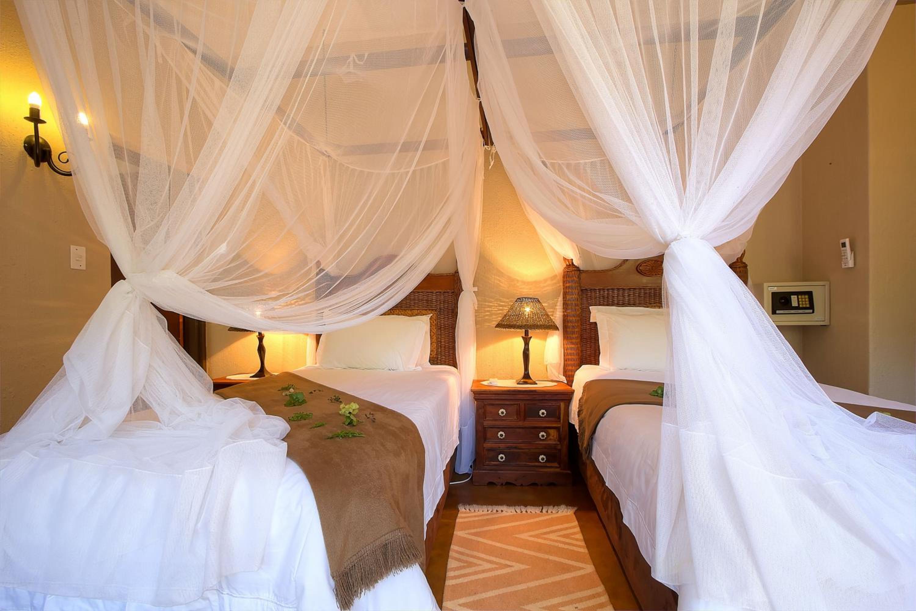 Mvuradona Safari Lodge