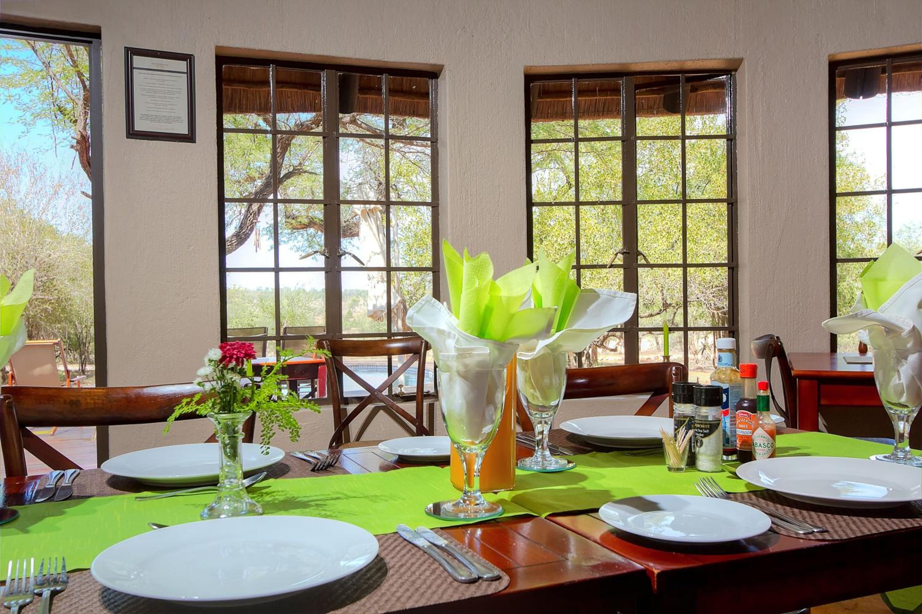 Mvuradona Safari Lodge