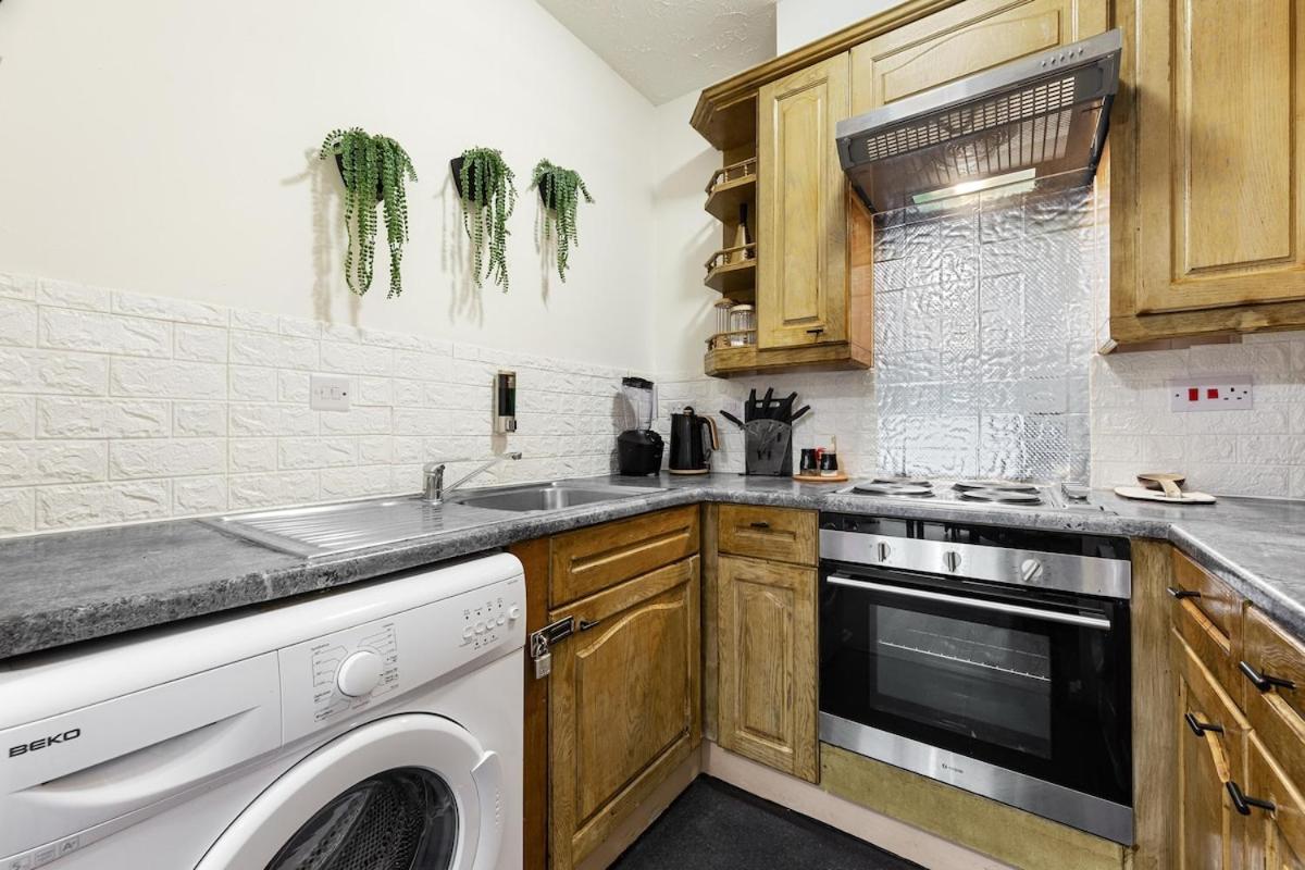 Bright modern Flat near tower bridge