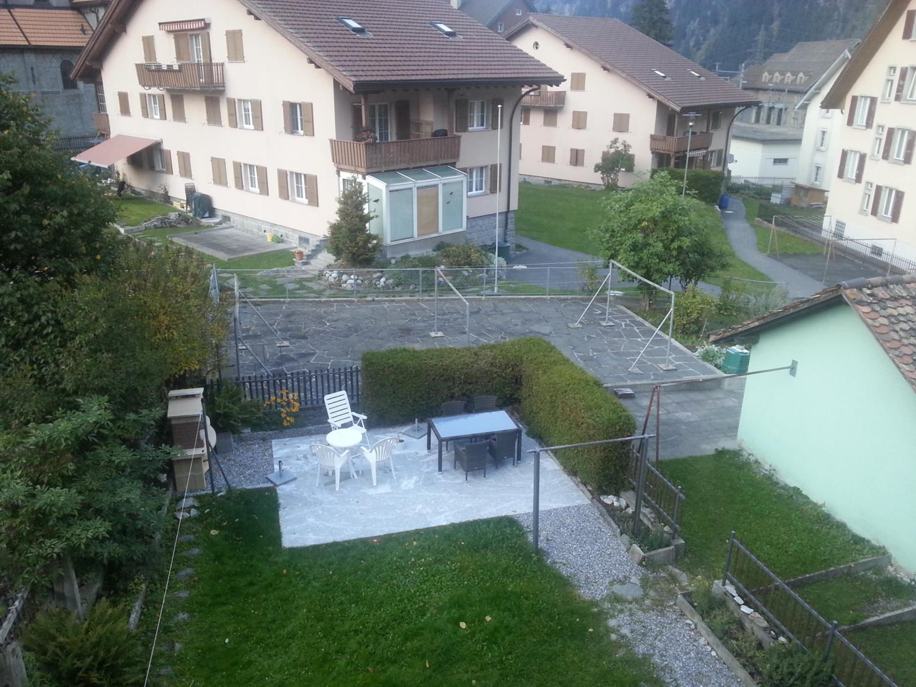 Photo 6