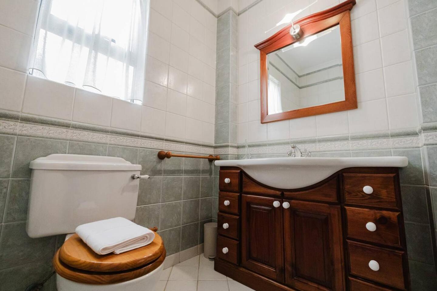 Ghadira Bay 3BED right next to beach! by Homely
