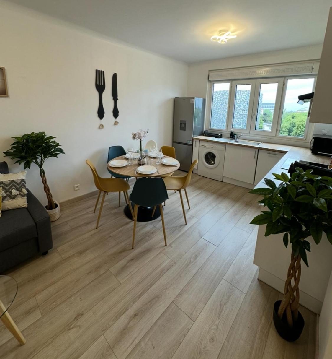 PARIS-MONTROUGE Magnifique Appartement 2 pièce de 36m2 - très cosy pour 1 à 5 personnes refait à neuf - ENTIRE APARTMENT LUXURIOUS AND WARM - Montrouge Par