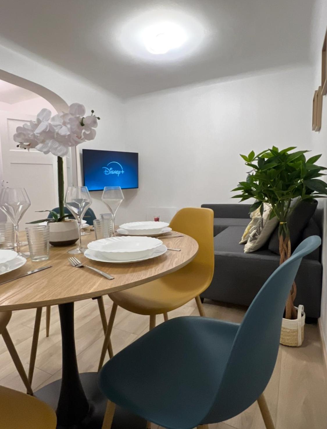 PARIS-MONTROUGE Magnifique Appartement 2 pièce de 36m2 - très cosy pour 1 à 5 personnes refait à neuf - ENTIRE APARTMENT LUXURIOUS AND WARM - Montrouge Par