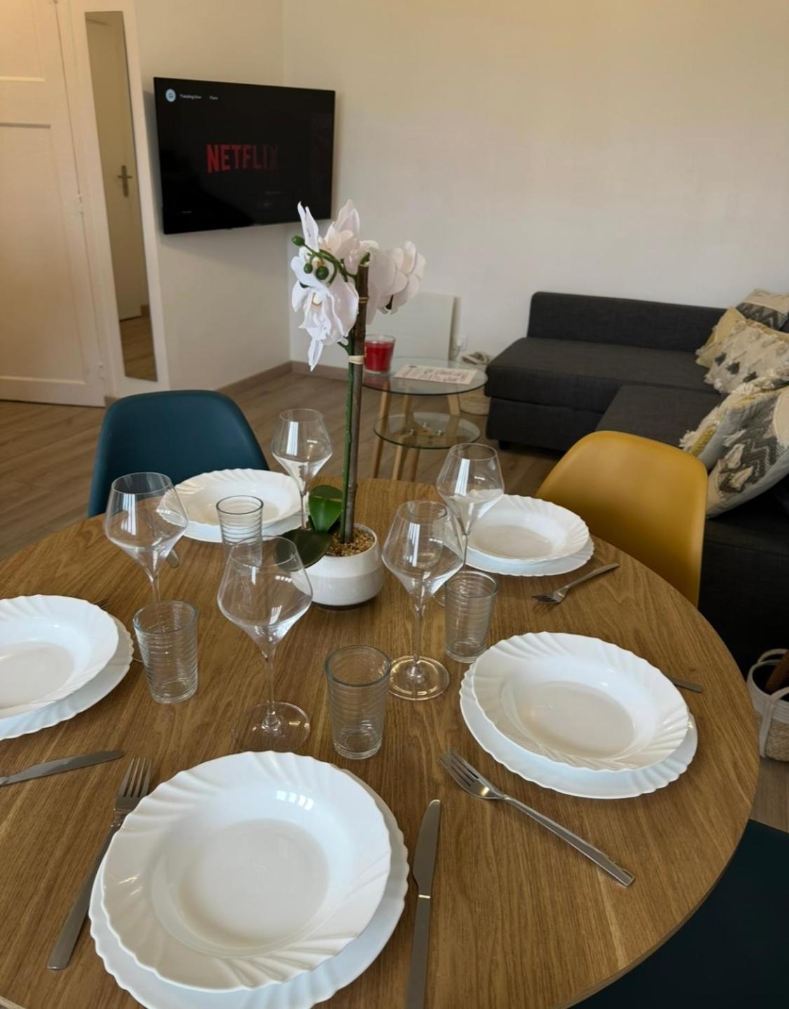 PARIS-MONTROUGE Magnifique Appartement 2 pièce de 36m2 - très cosy pour 1 à 5 personnes refait à neuf - ENTIRE APARTMENT LUXURIOUS AND WARM - Montrouge Par