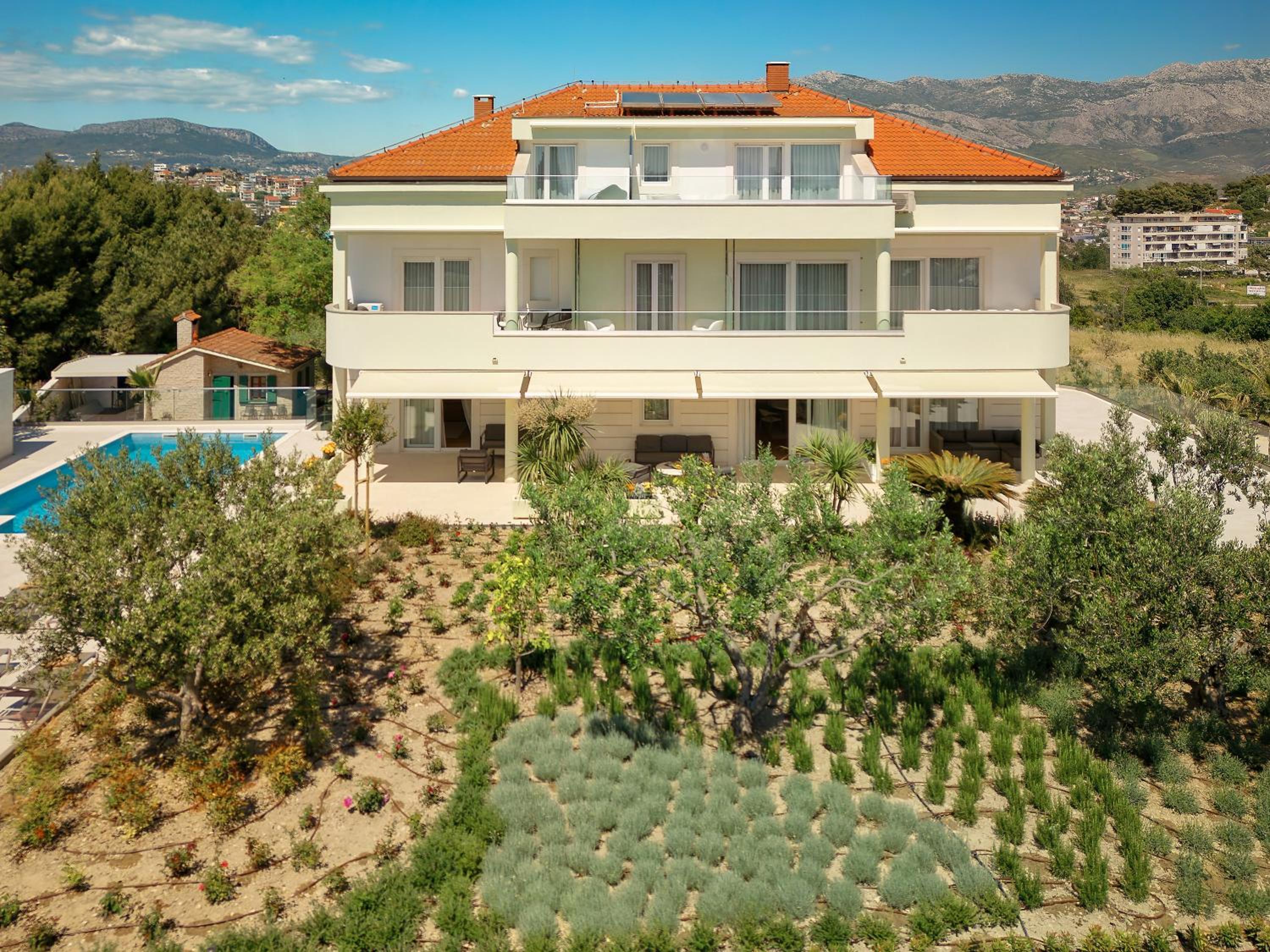 Luxury Apartments Villa Klara