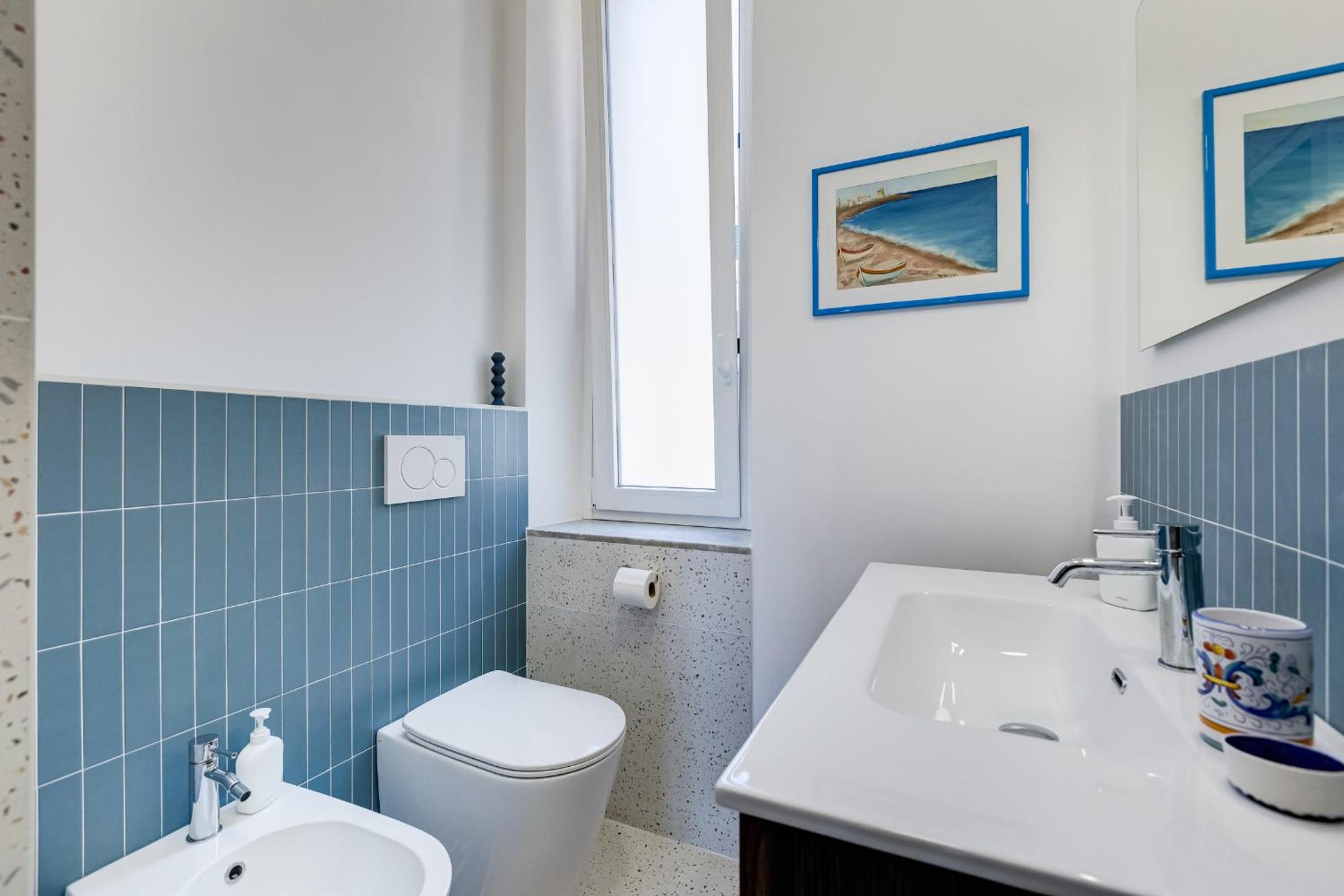 Elegant 3-Bedroom Apartment in Piazza Mazzini