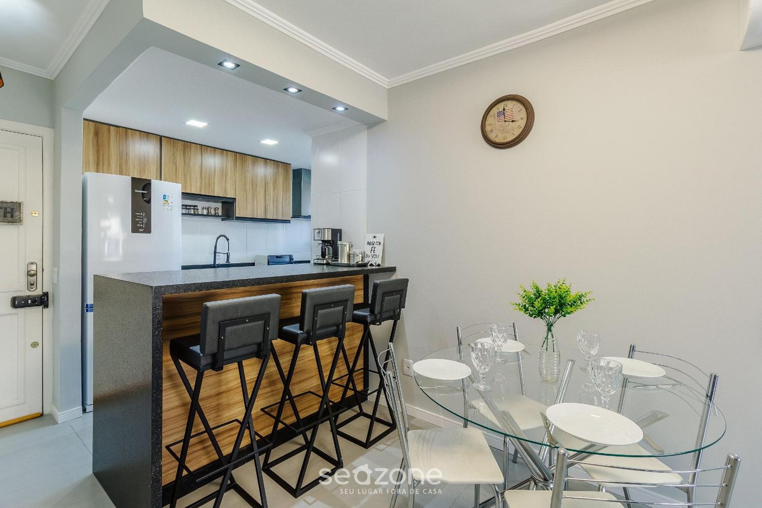 Complete stay just minutes from parks and restaurants - PMN