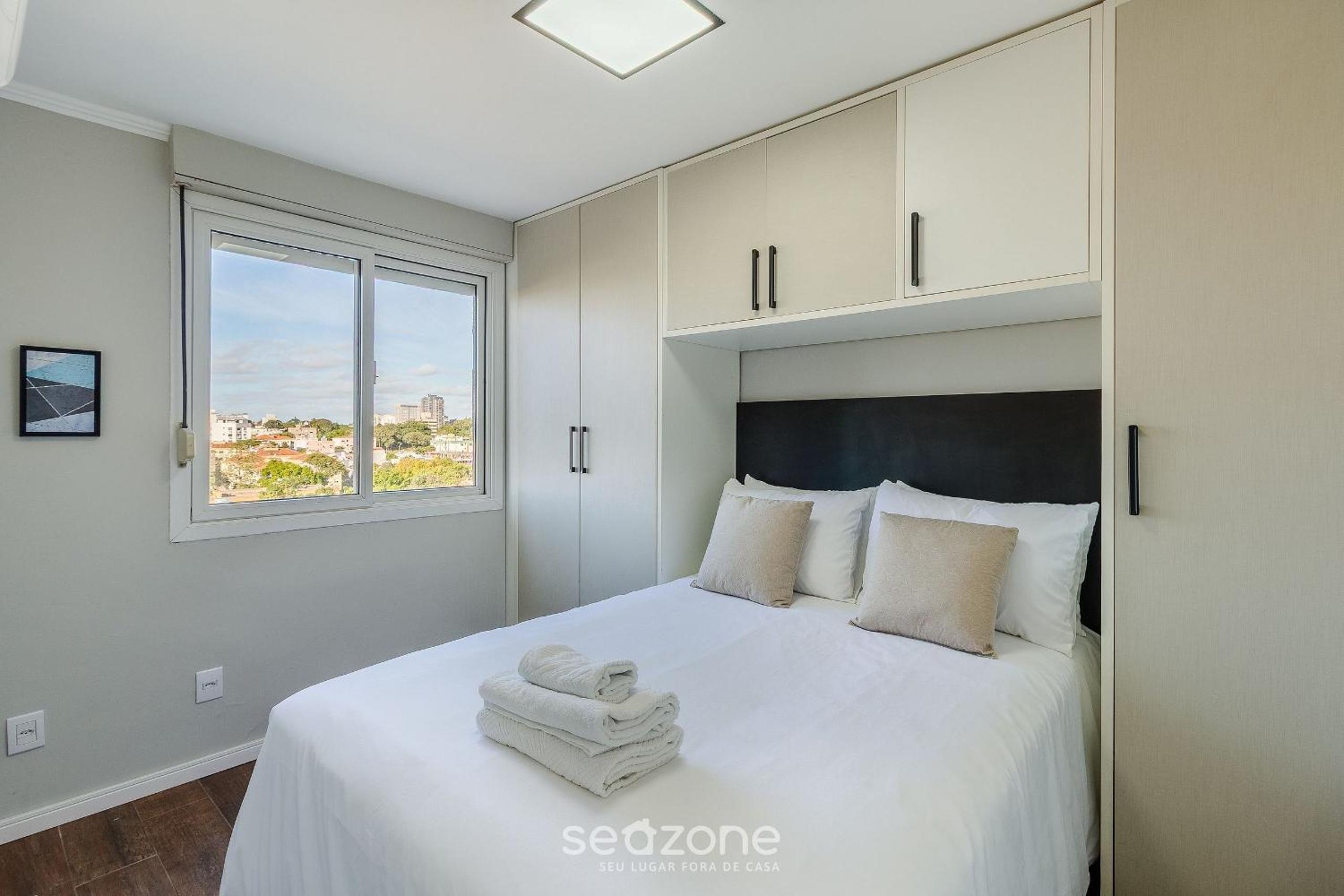 Complete stay just minutes from parks and restaurants - PMN