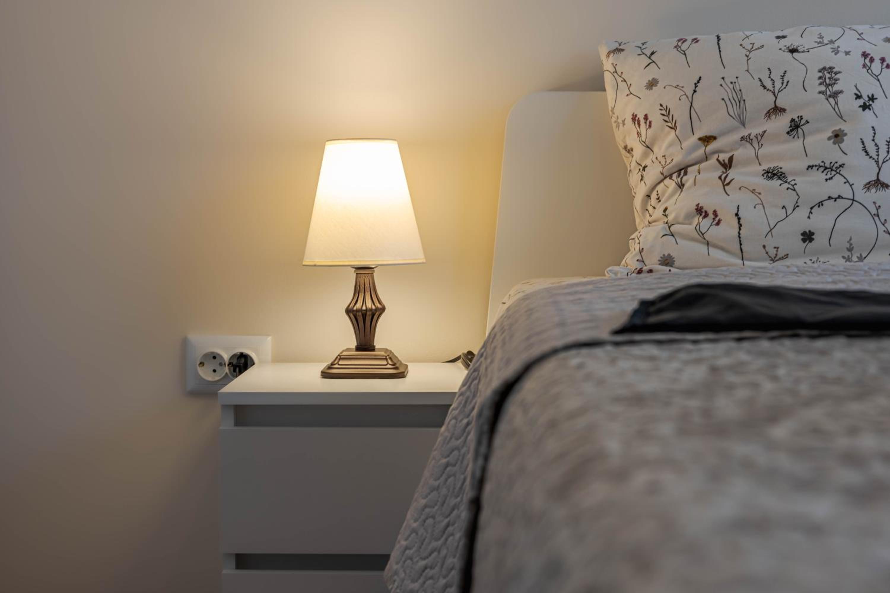 1BR Nomad-friendly Apartment 15mins walk to city centre with designated Workspace