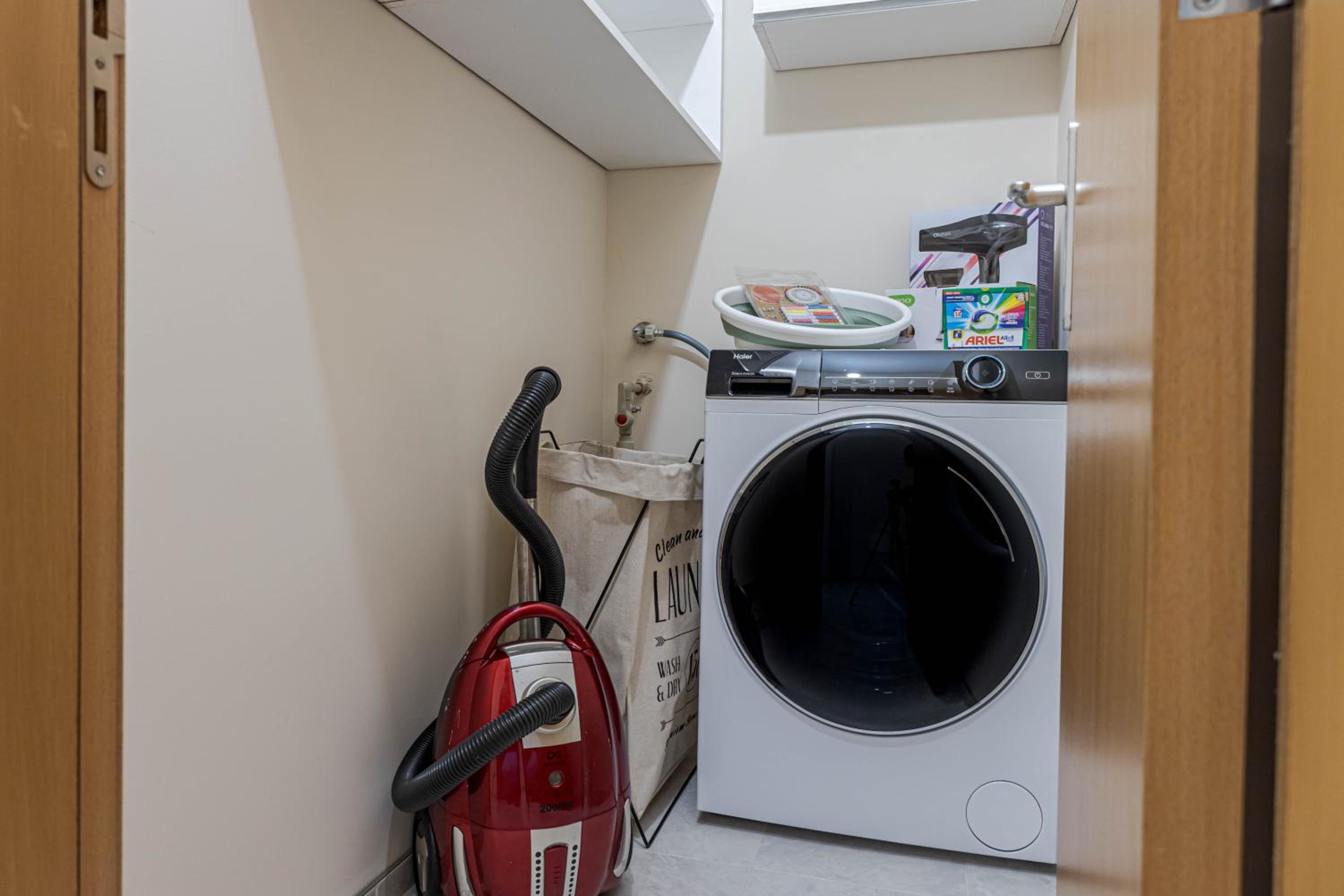 1BR Nomad-friendly Apartment 15mins walk to city centre with designated Workspace
