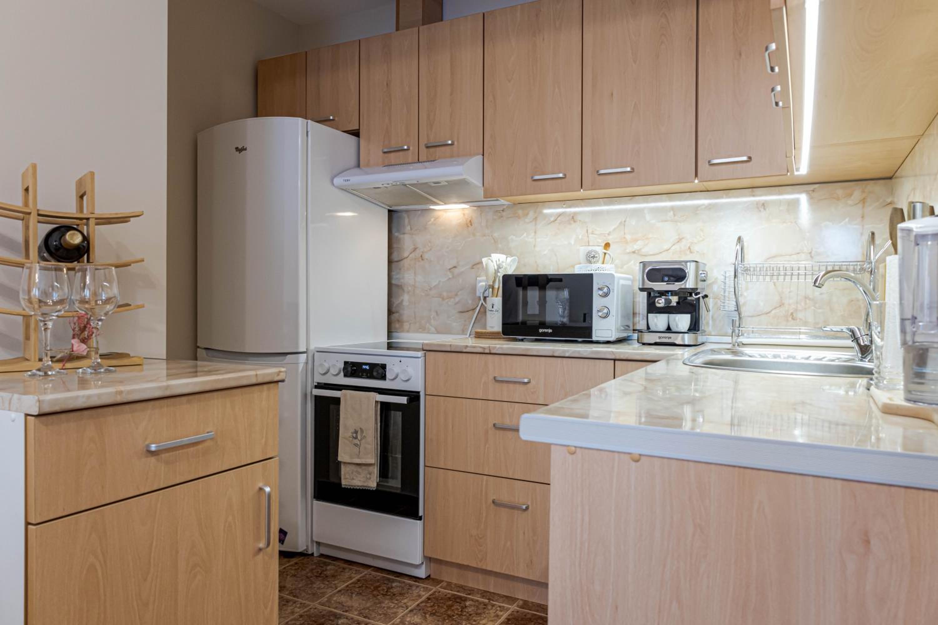 1BR Nomad-friendly Apartment 15mins walk to city centre with designated Workspace