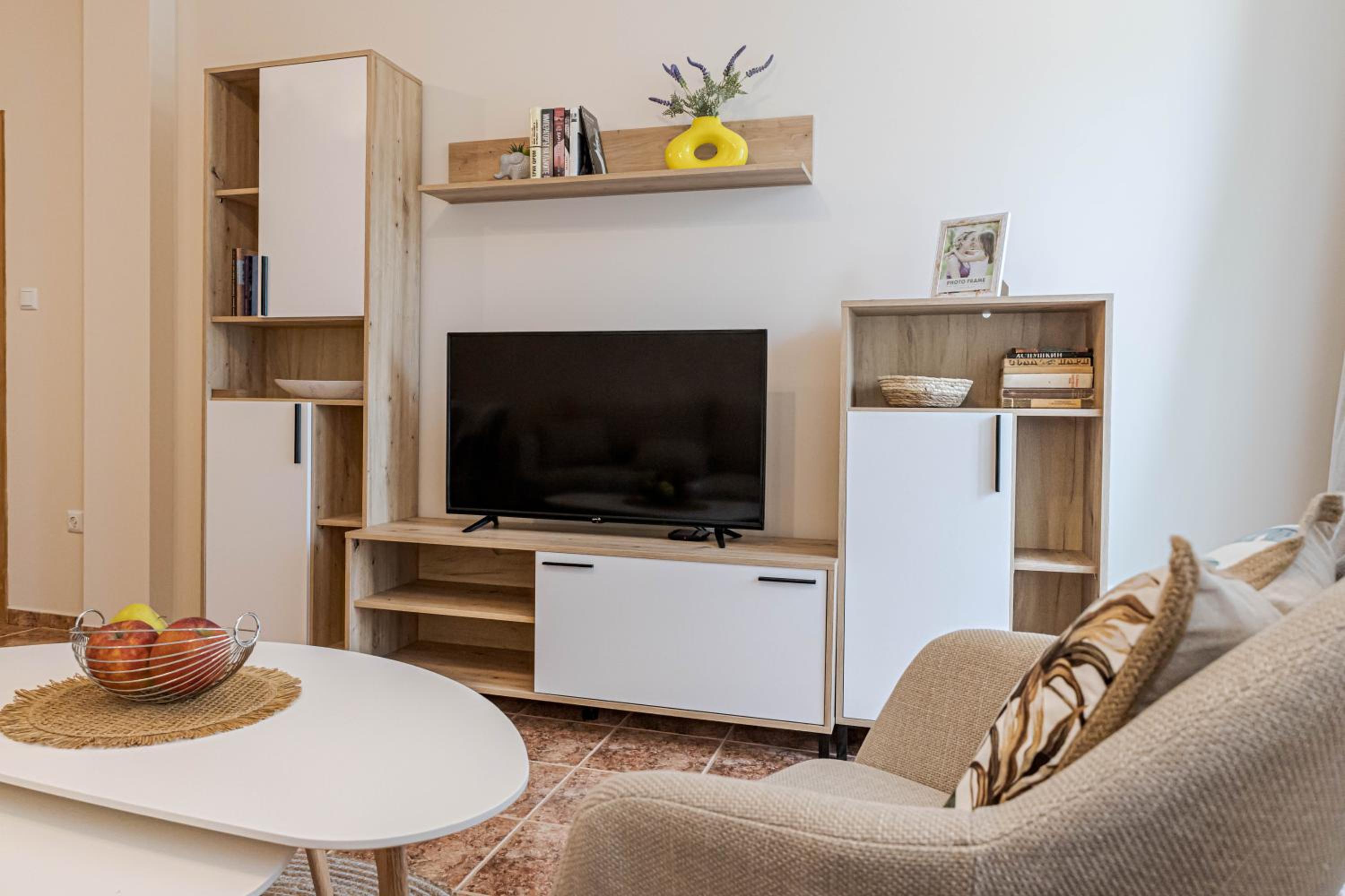 1BR Nomad-friendly Apartment 15mins walk to city centre with designated Workspace