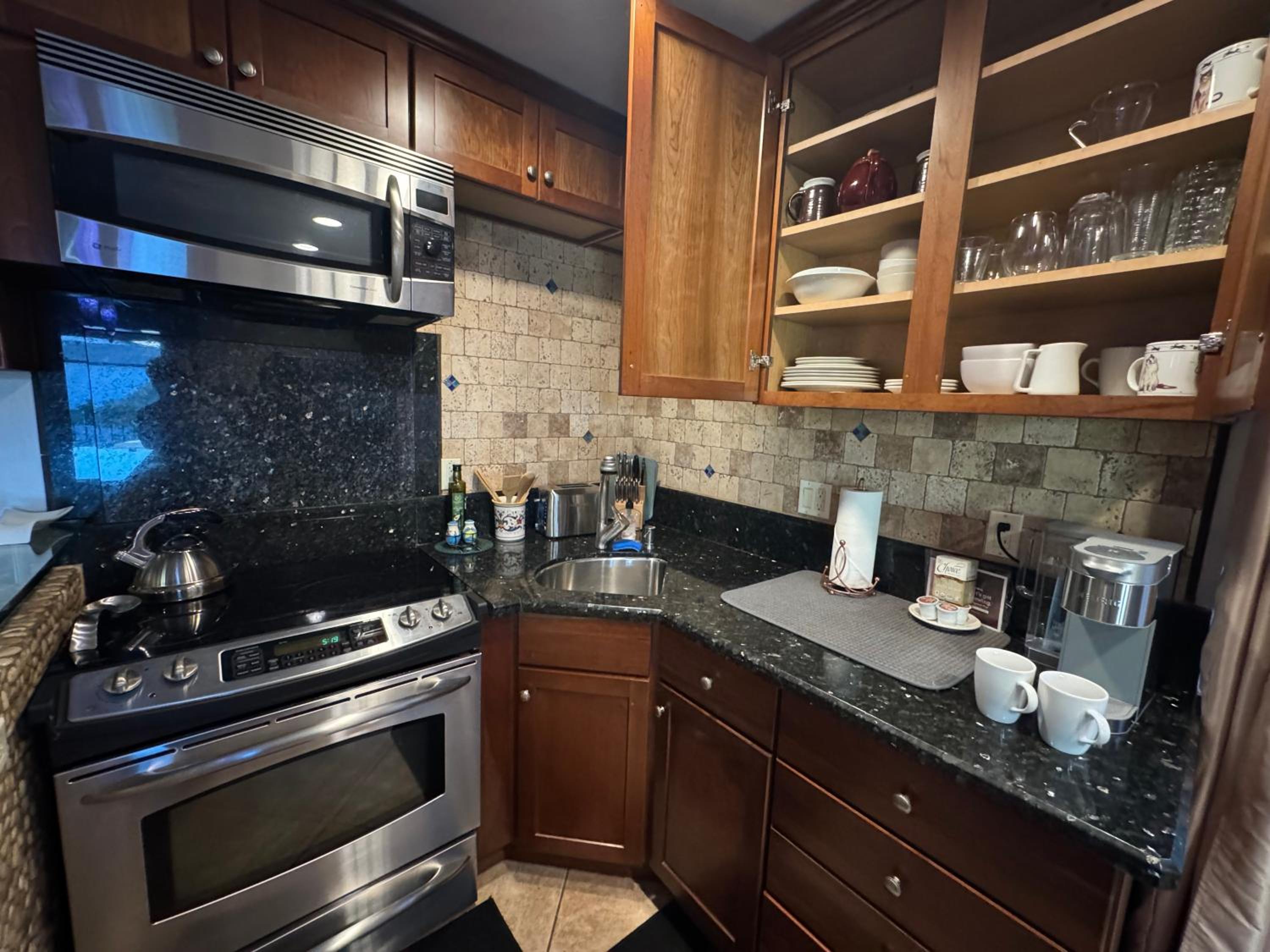 Guesthouse in Coastal Del Mar, California