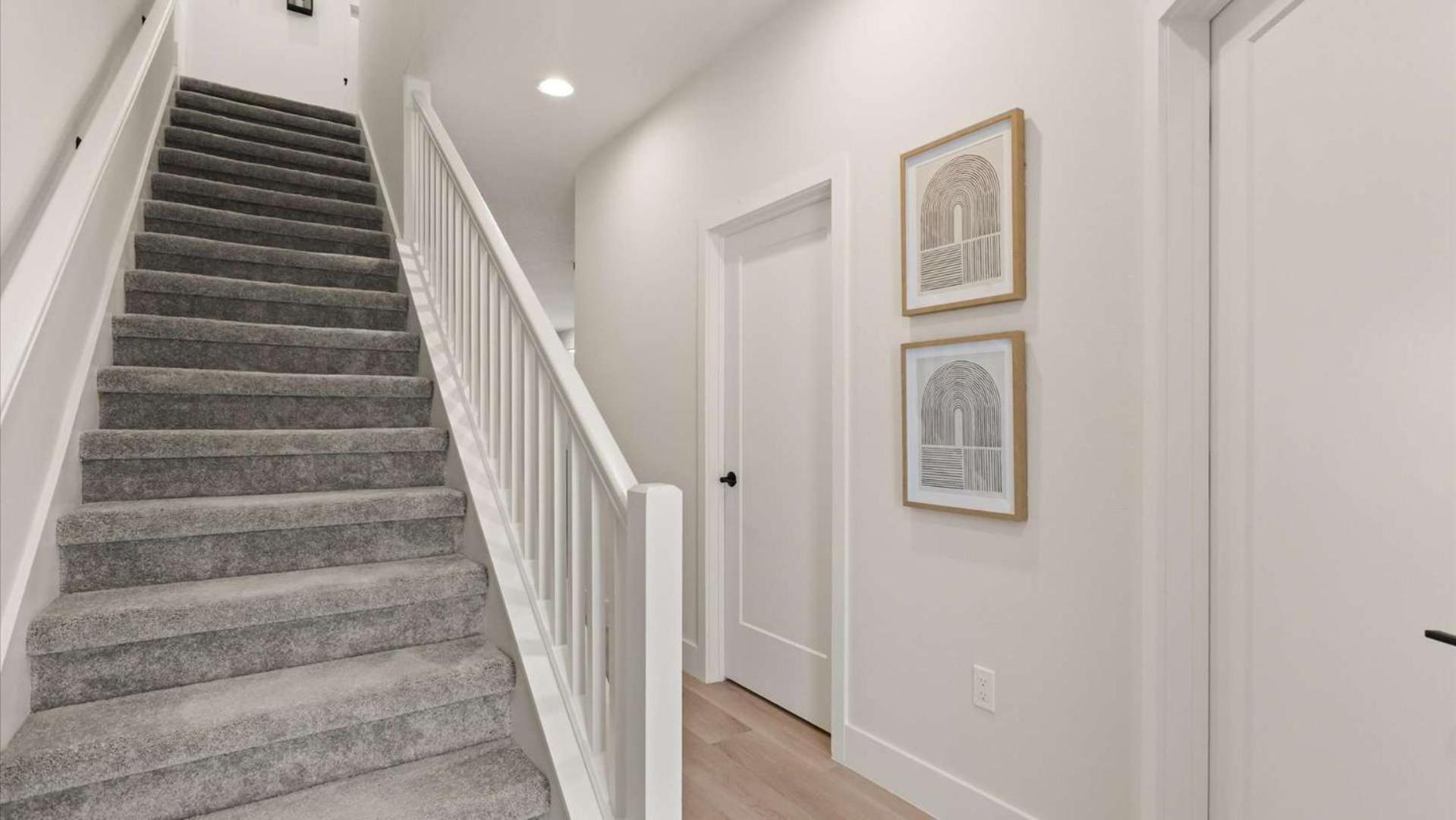 Upstay-Luxury 3BR Home w Private Pool & Games Room