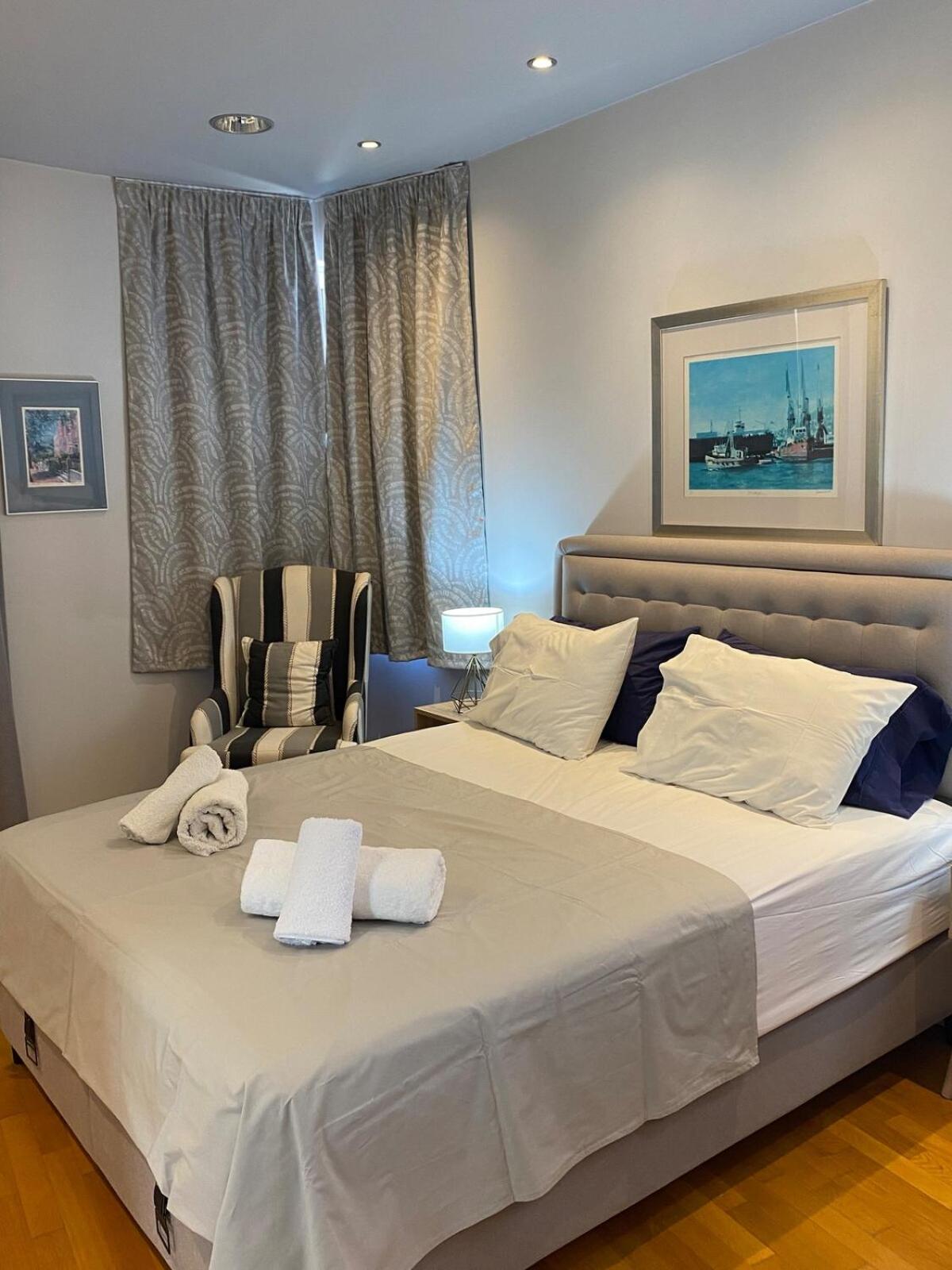 Ermou 44 - Studio - Acropolis view