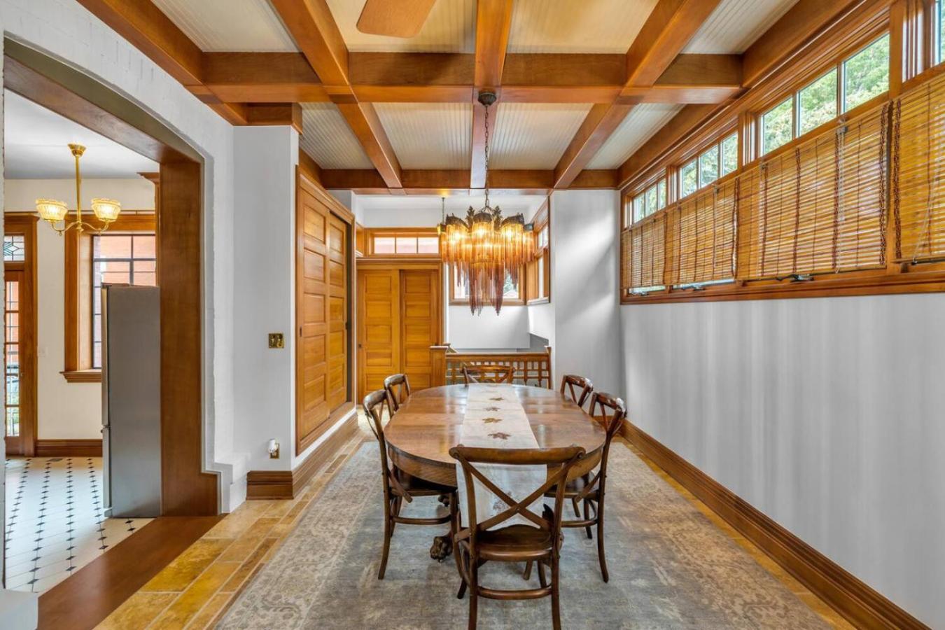 Historic Cap Hill Gem Prime Location Walkable