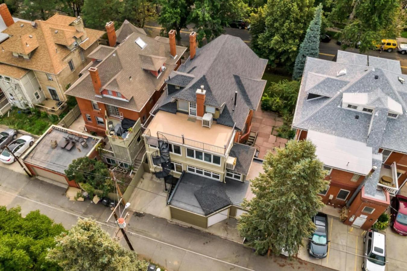 Historic Cap Hill Gem Prime Location Walkable
