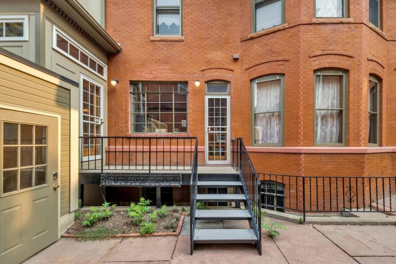 Historic Cap Hill Gem Prime Location Walkable