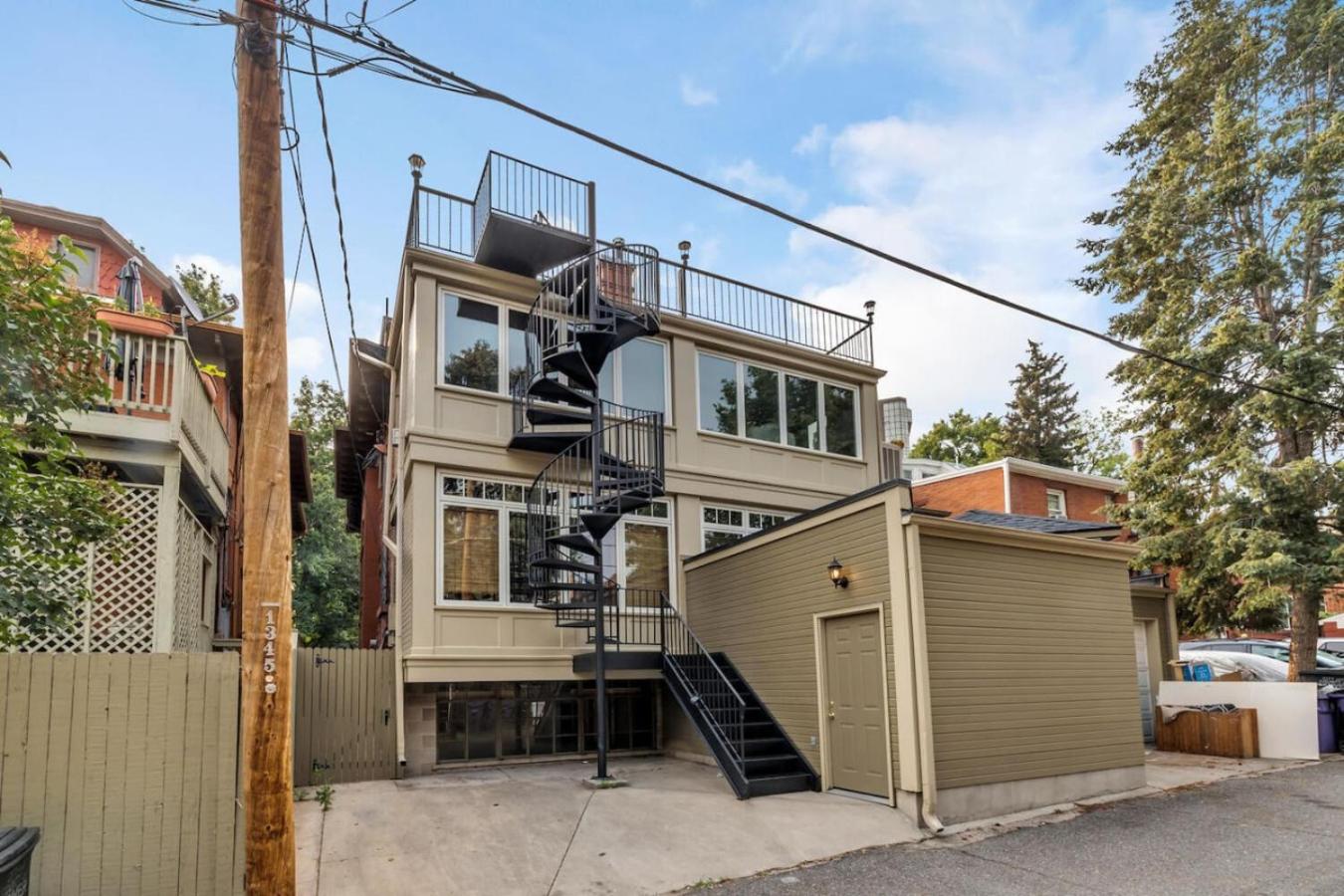 Historic Cap Hill Gem Prime Location Walkable