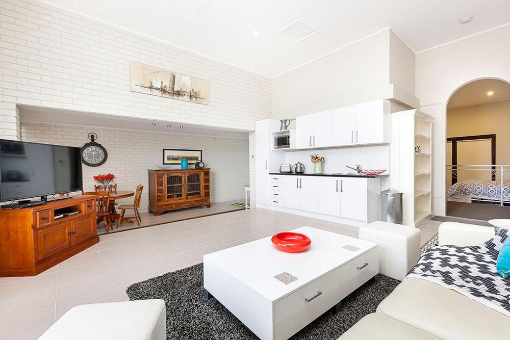 Fairway Manor Accommodation