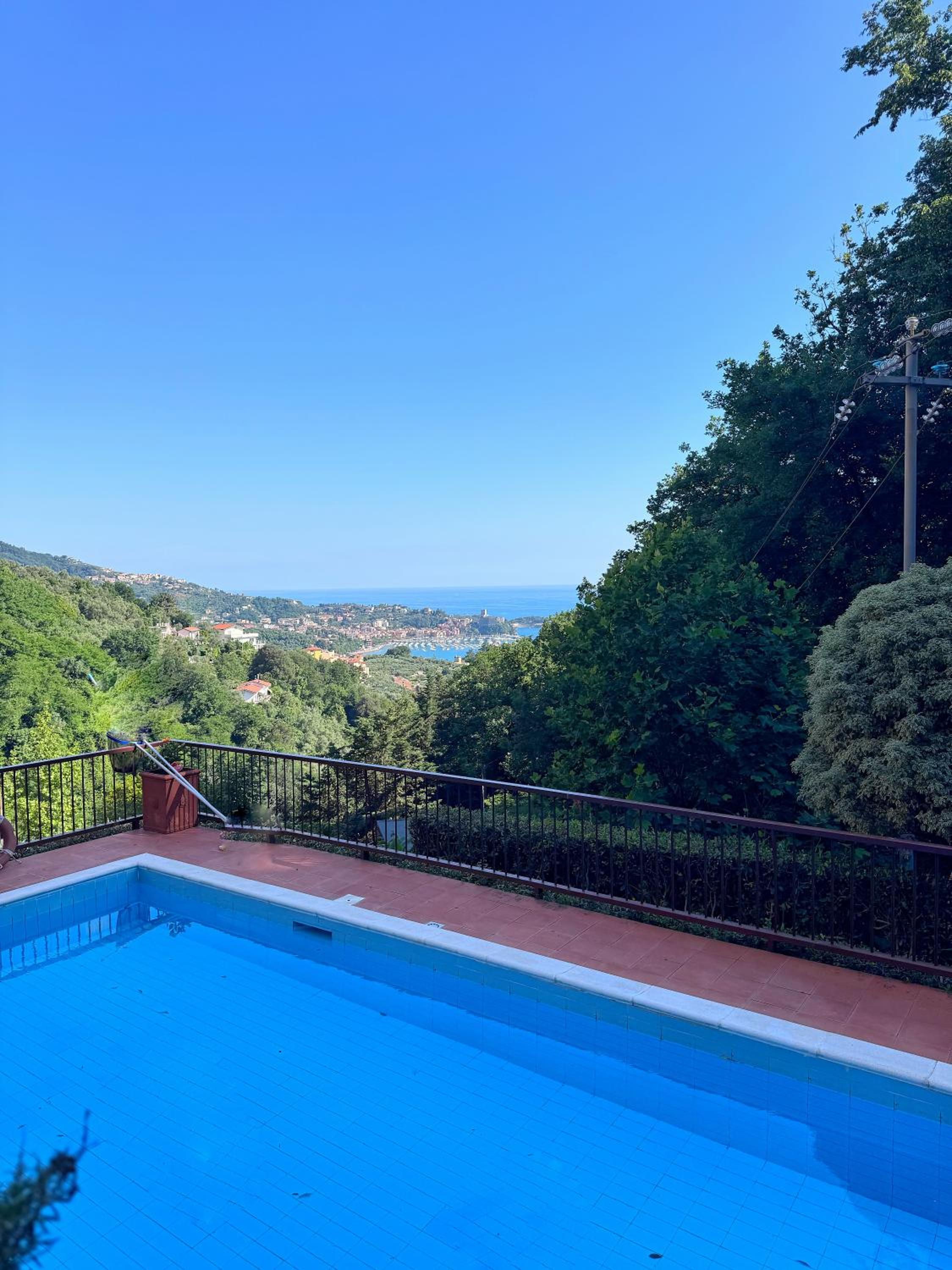 Casa lerici con vista mare panoramica e piscina