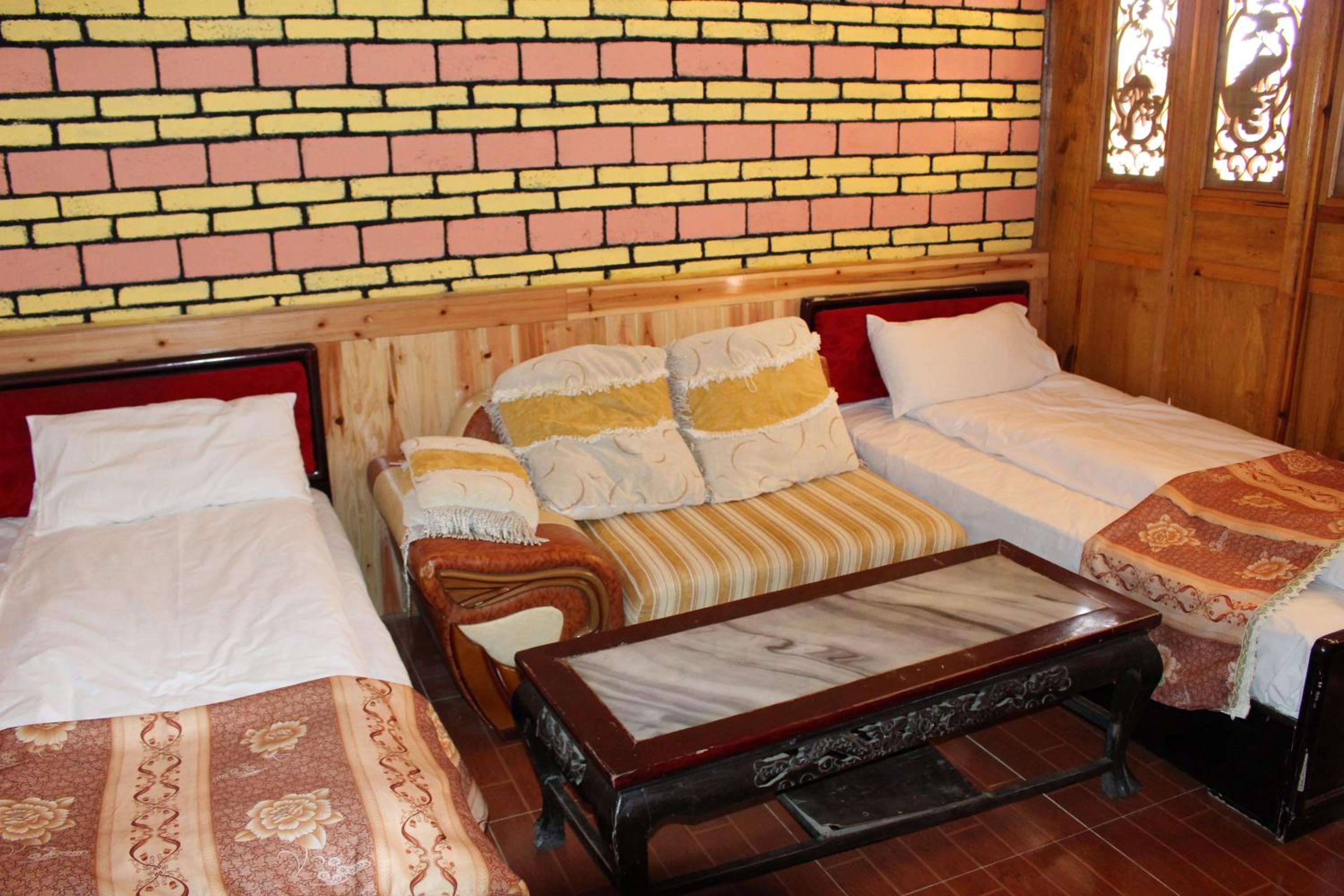 TIBET Guest house 虎跳峡卓玛客栈