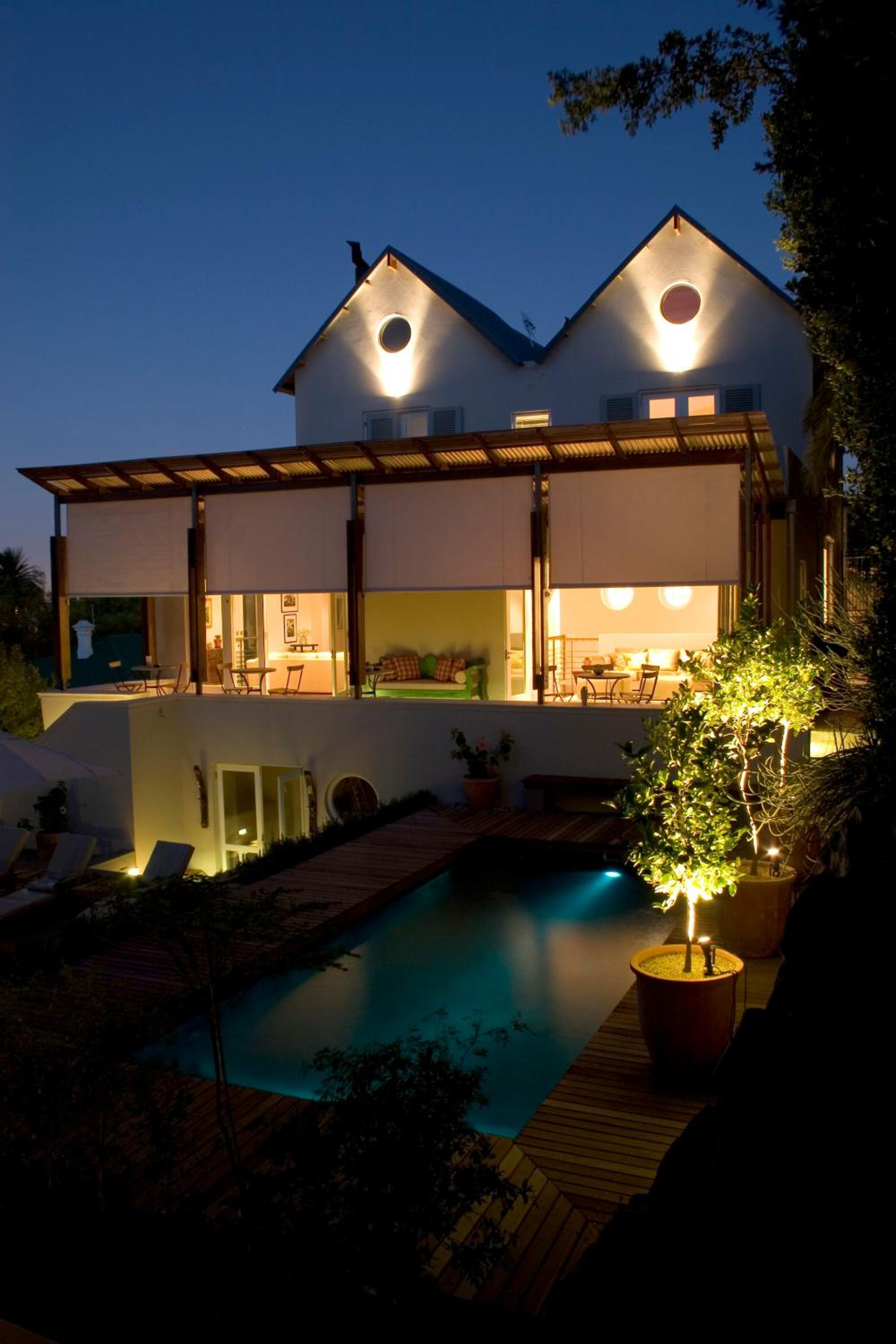 Four Rosmead Boutique Guesthouse view 3