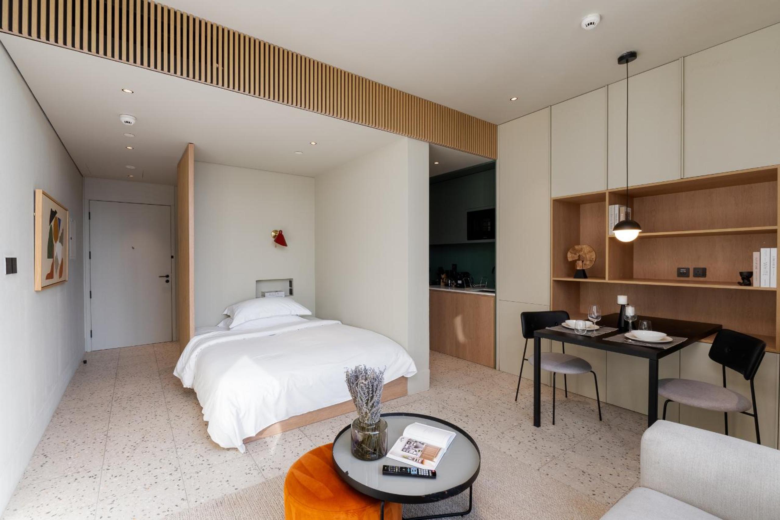 Upside Living, Burj Khalifa View, Business Bay - Mint Stay