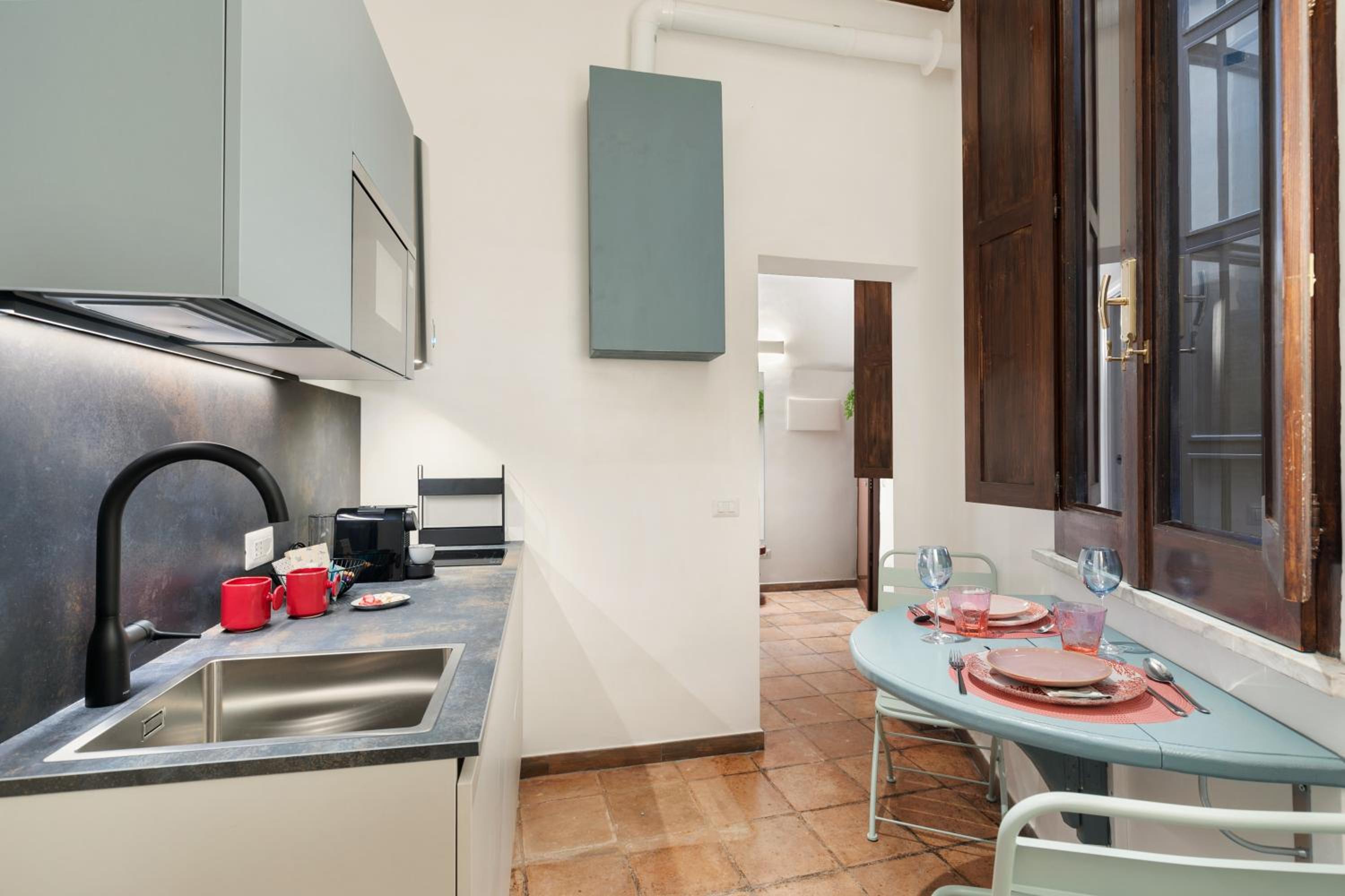 Elegant Apartment Minelli Navona by GHOR