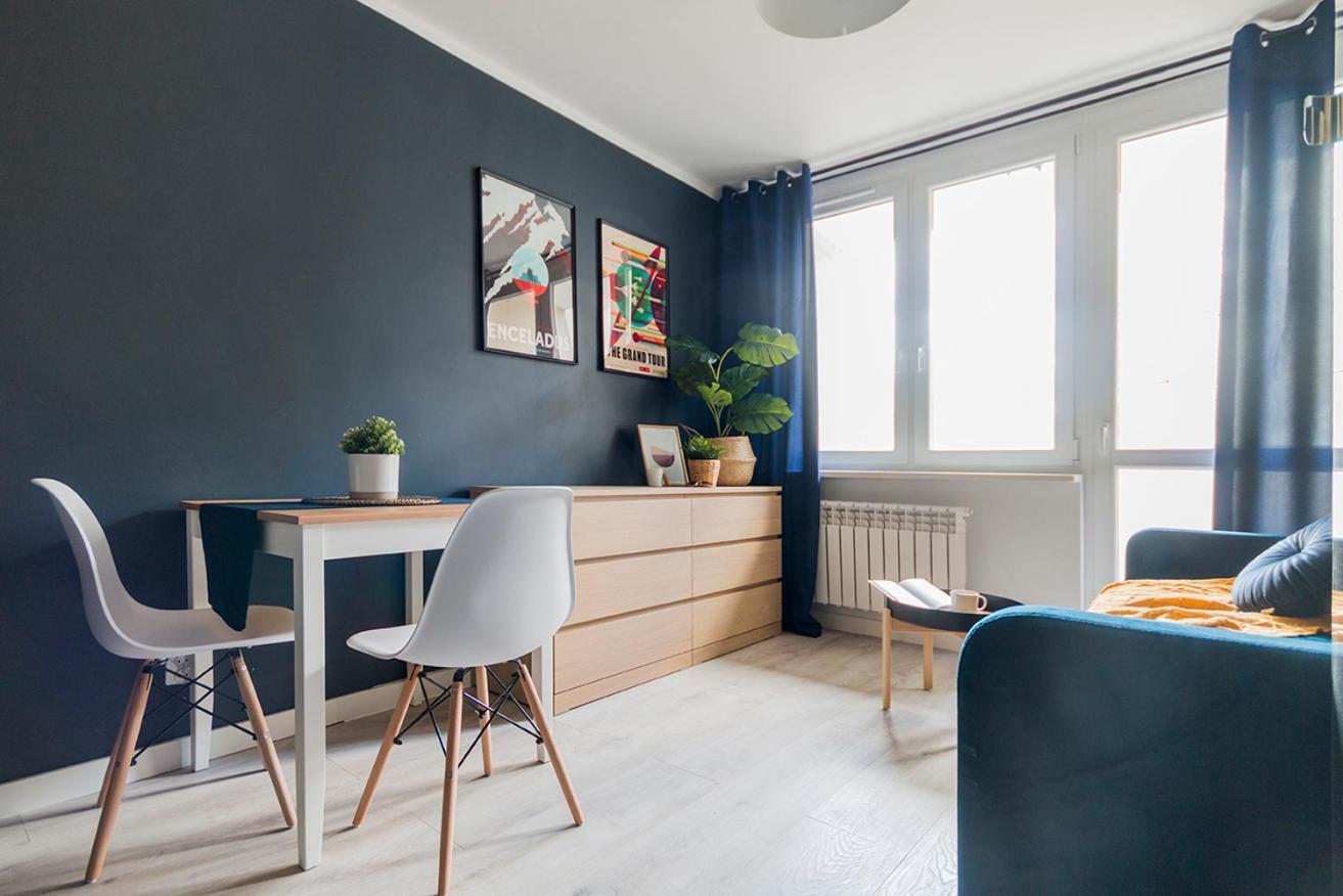 Close-Urban Chic - Ogrodowa Residence Cozy Studio in Central Warsaw
