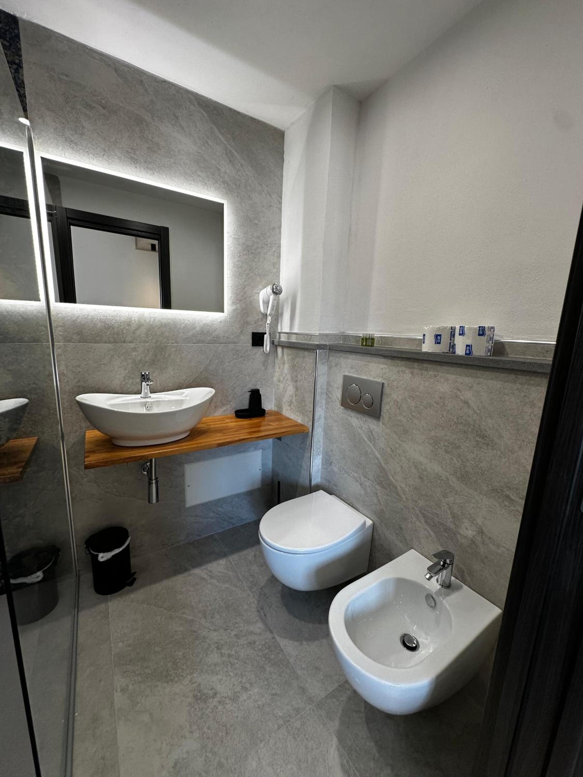 Umberto 28 Guest House