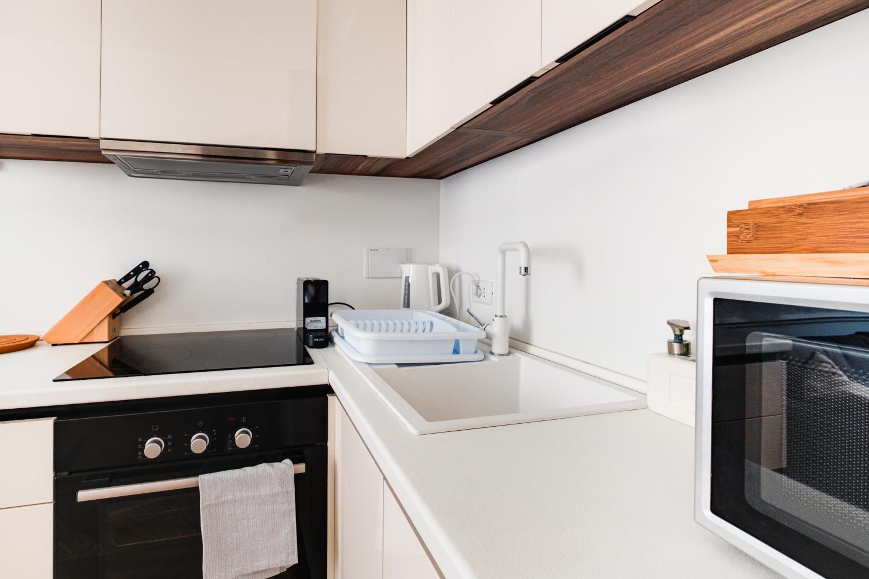 Stylish 1BR, 2BATH Apartment Castel Sant'Angelo 6A