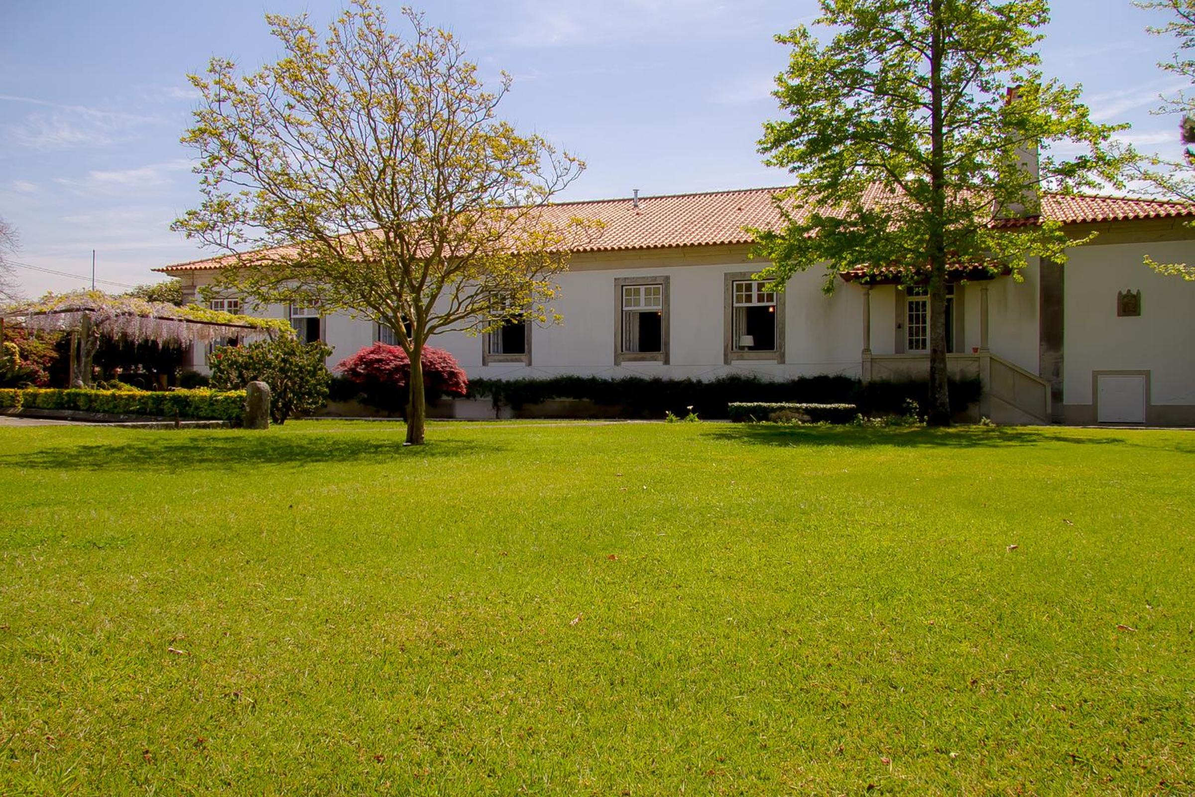 Liiiving in Ofir | Manor Pool House