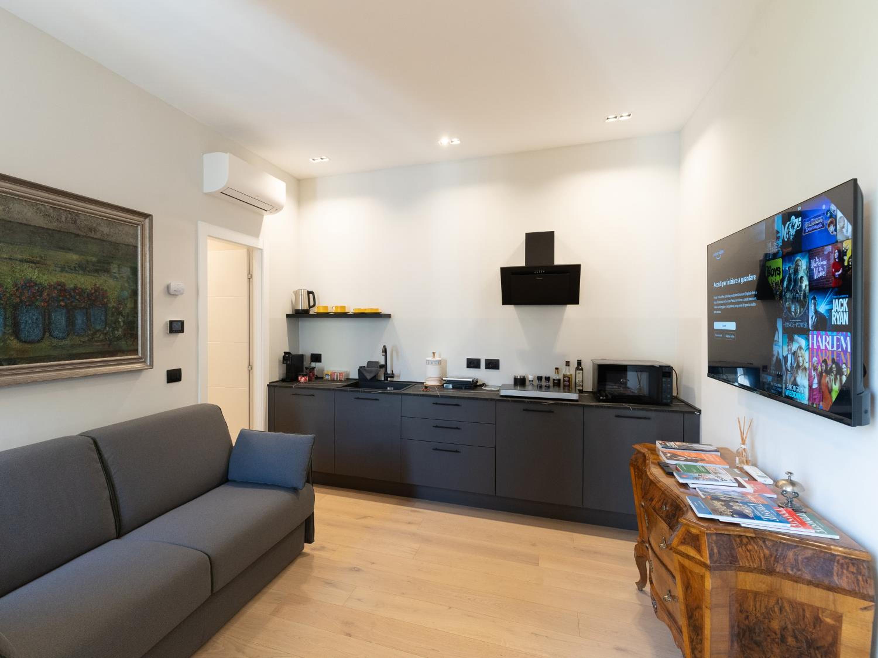 Ca'Milla Luxury Apartments Cicerone