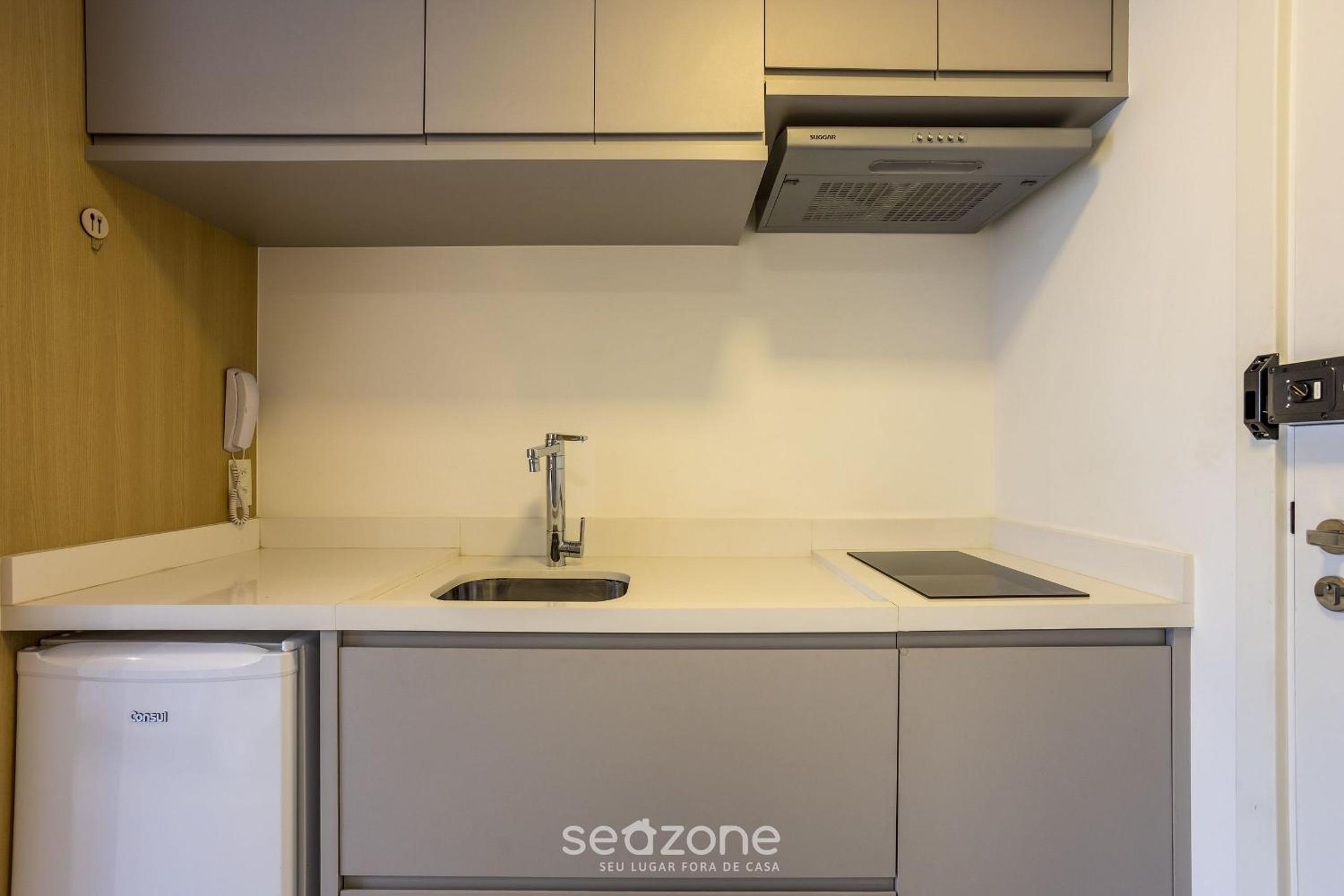Modern Studio 450m from the Subway – ISM0806
