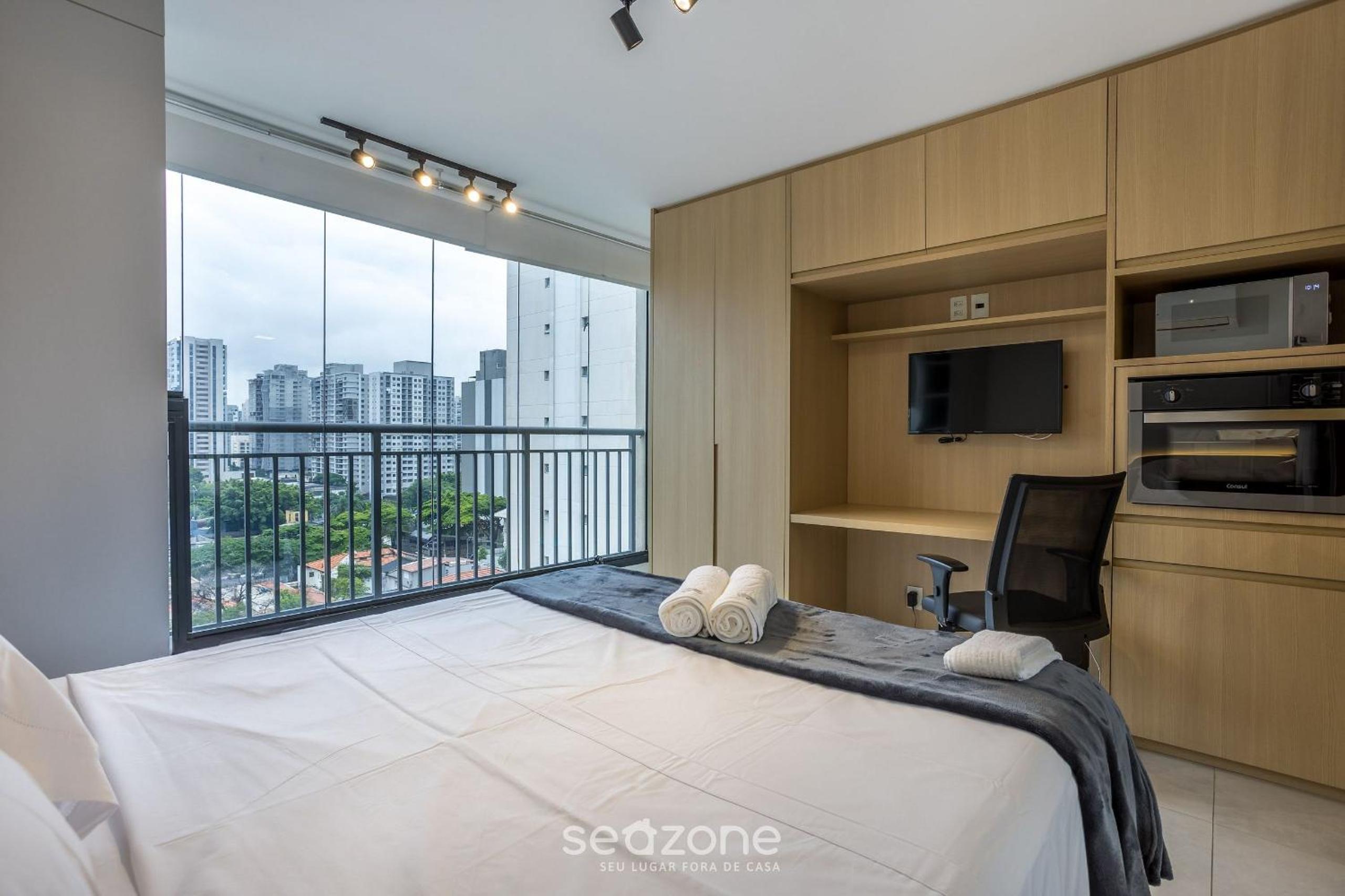Modern Studio 450m from the Subway – ISM0806