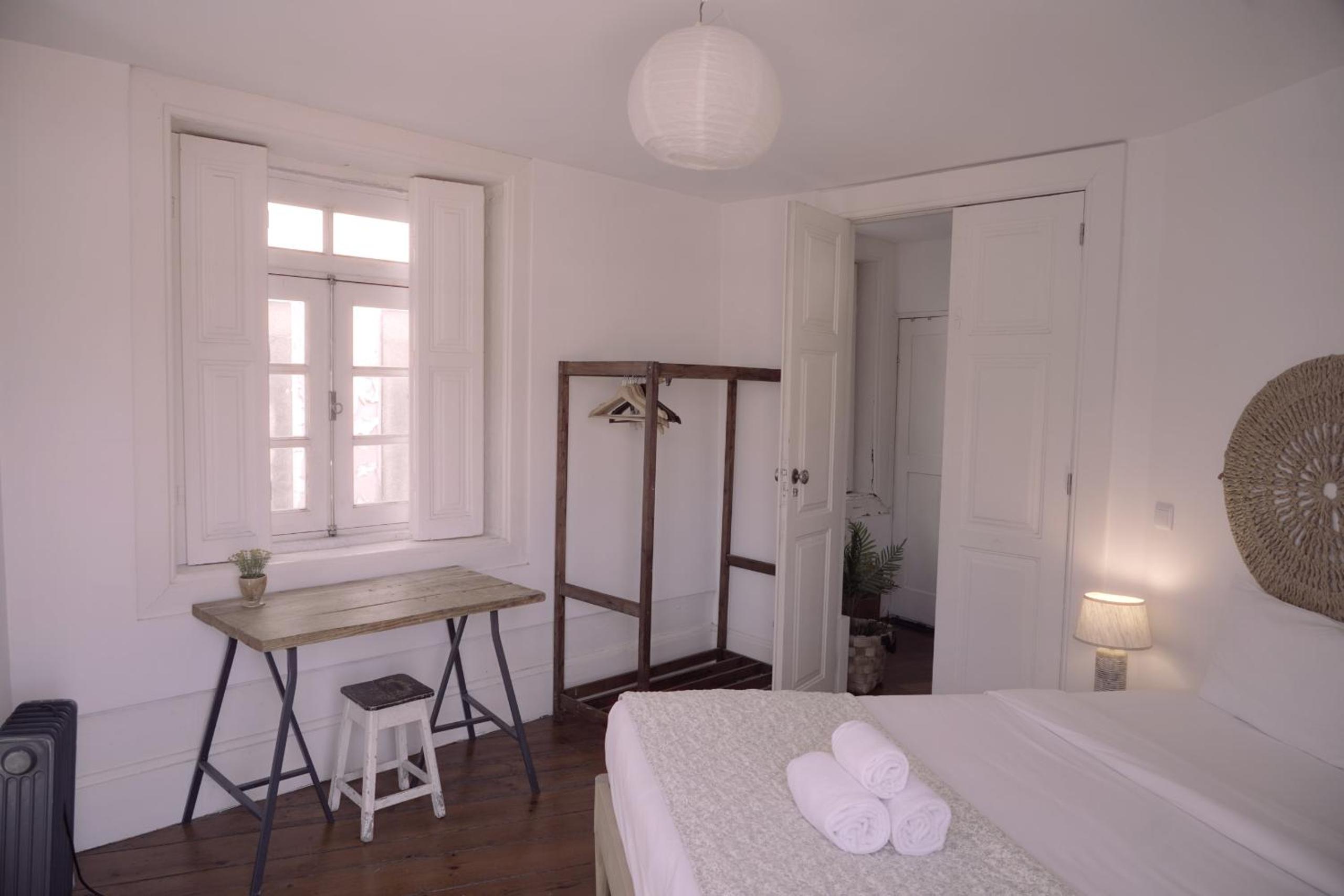 Light & Airy Historic Centre House with Balconies
