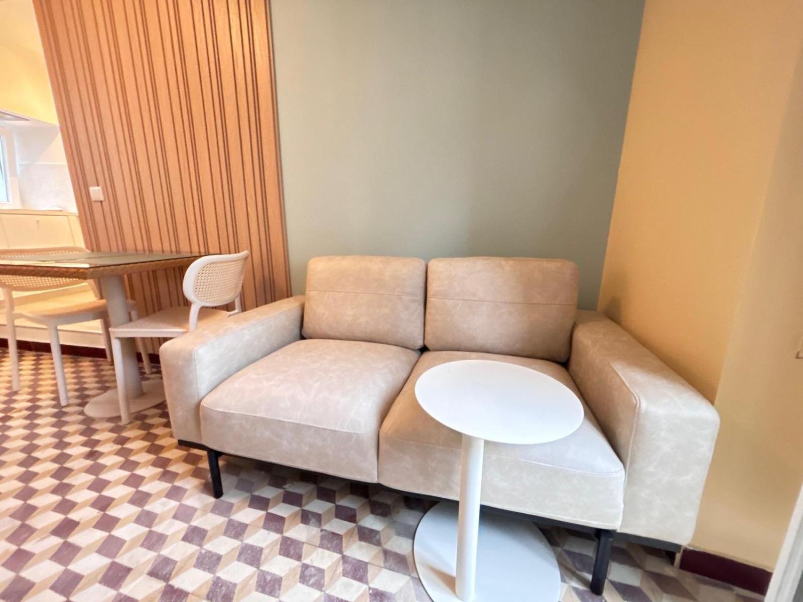 Central Cozy Apartment I