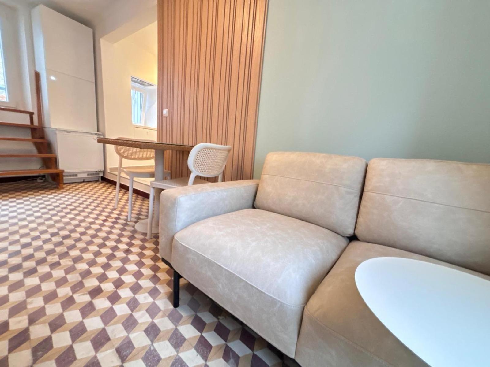 Central Cozy Apartment I