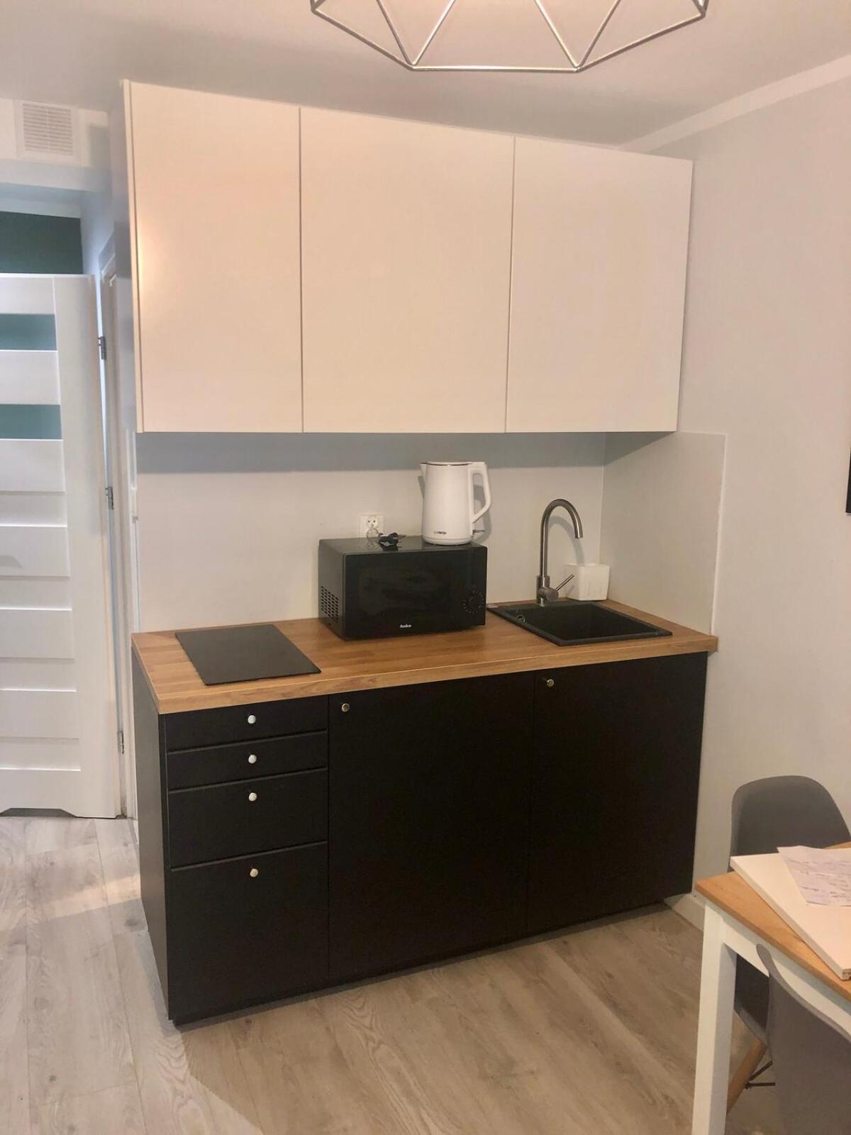 Urban Chic & Great Location & Modern Studio Apartment - #O5
